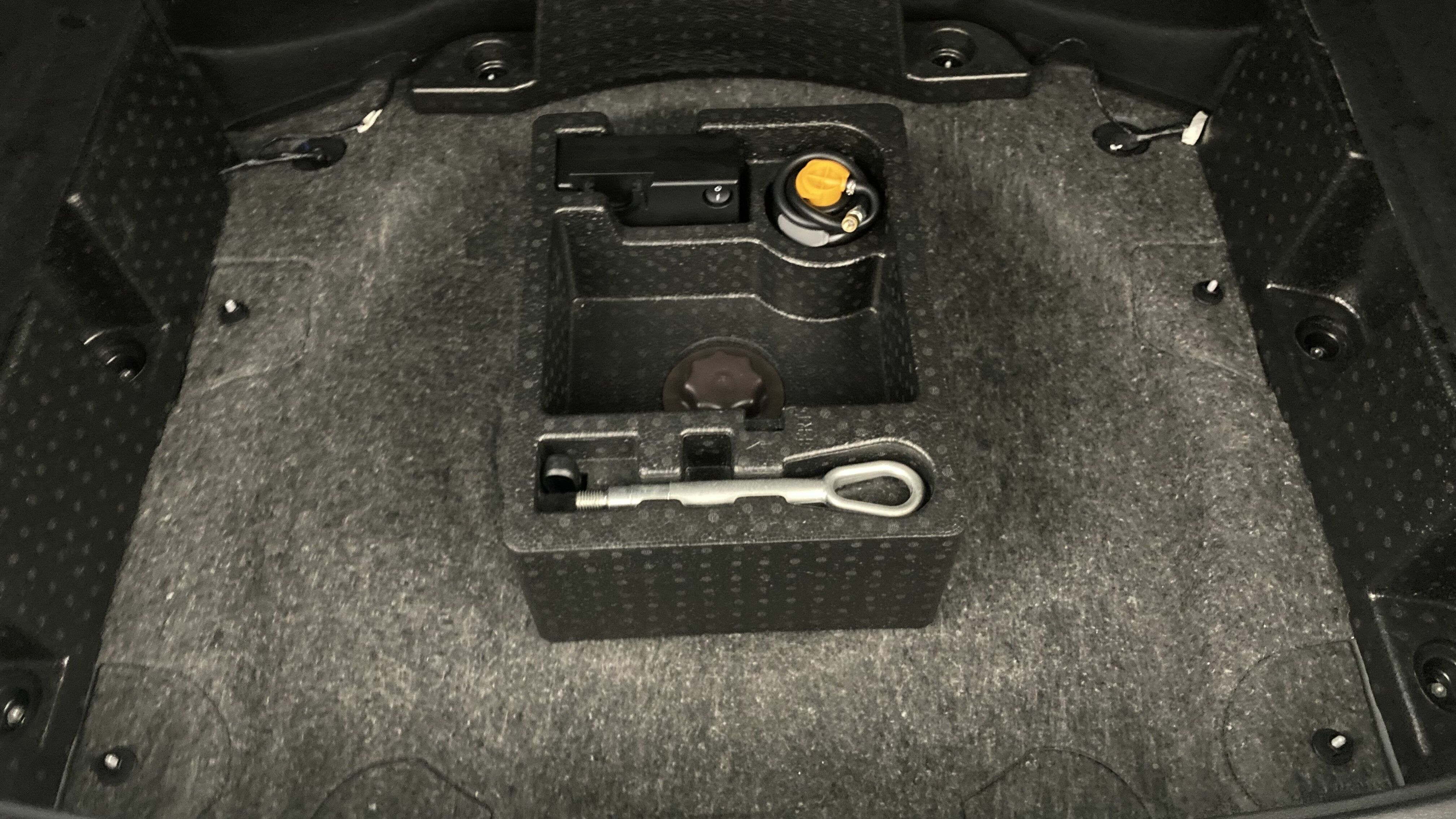 mg hs luxury 1.5 T-GDI 162 AT 2023 medal silver 23