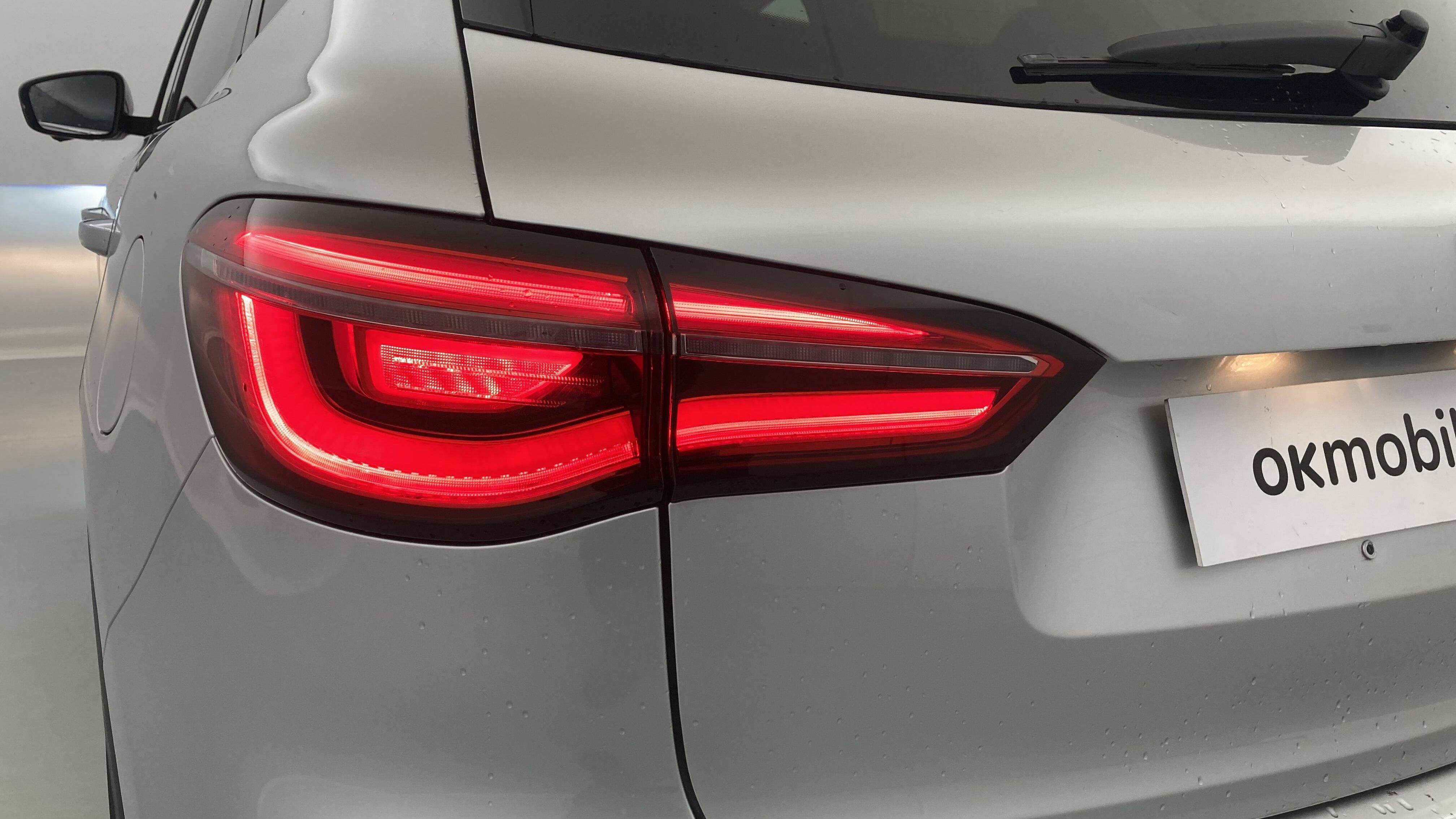 mg hs luxury 1.5 T-GDI 162 AT 2023 medal silver 30