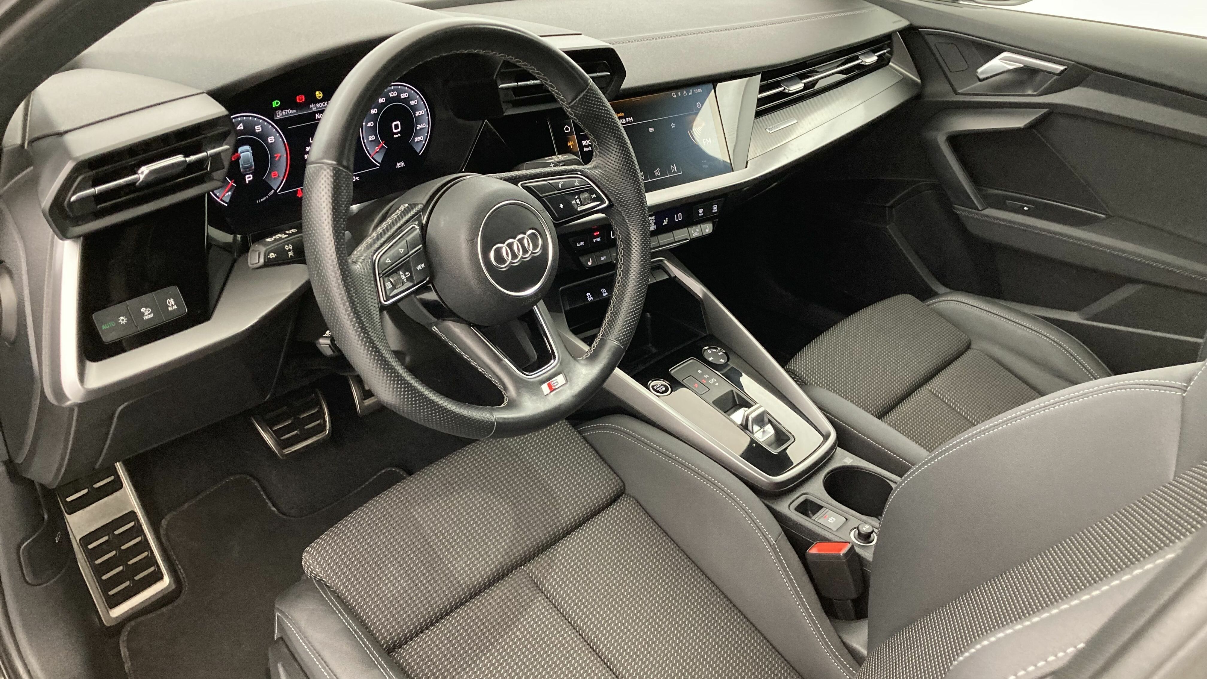 audi a3 sportback s line 35 TFSI 150 STRONIC 2024 mythosschwarz met. 15