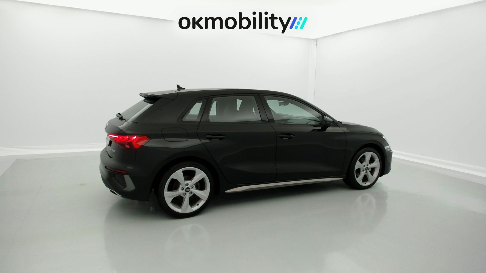 audi a3 sportback s line 35 TFSI 150 STRONIC 2024 mythosschwarz met. 12