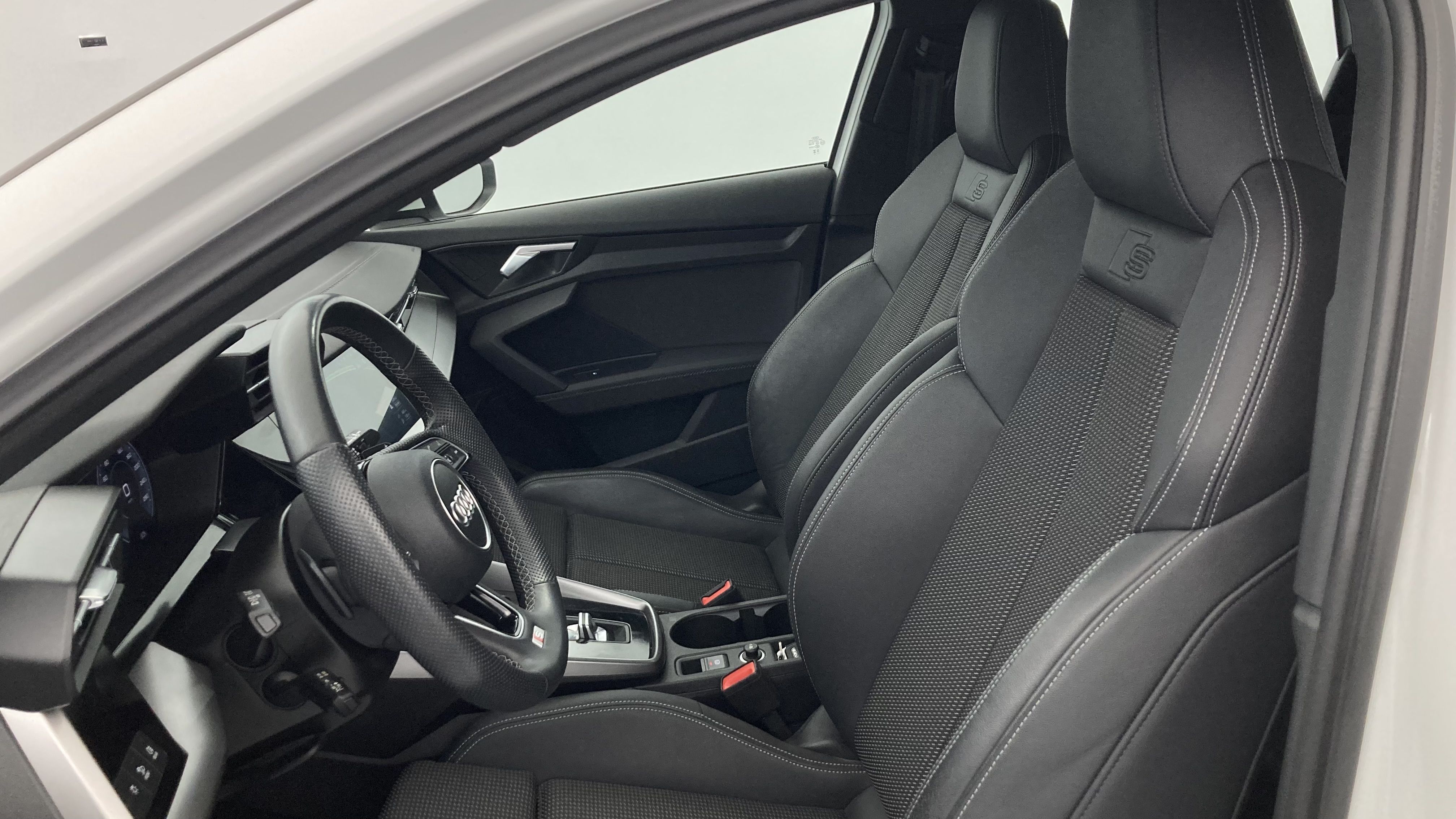 audi a3 sportback s line 35 TFSI 150 STRONIC 2023 ibis weiss 17