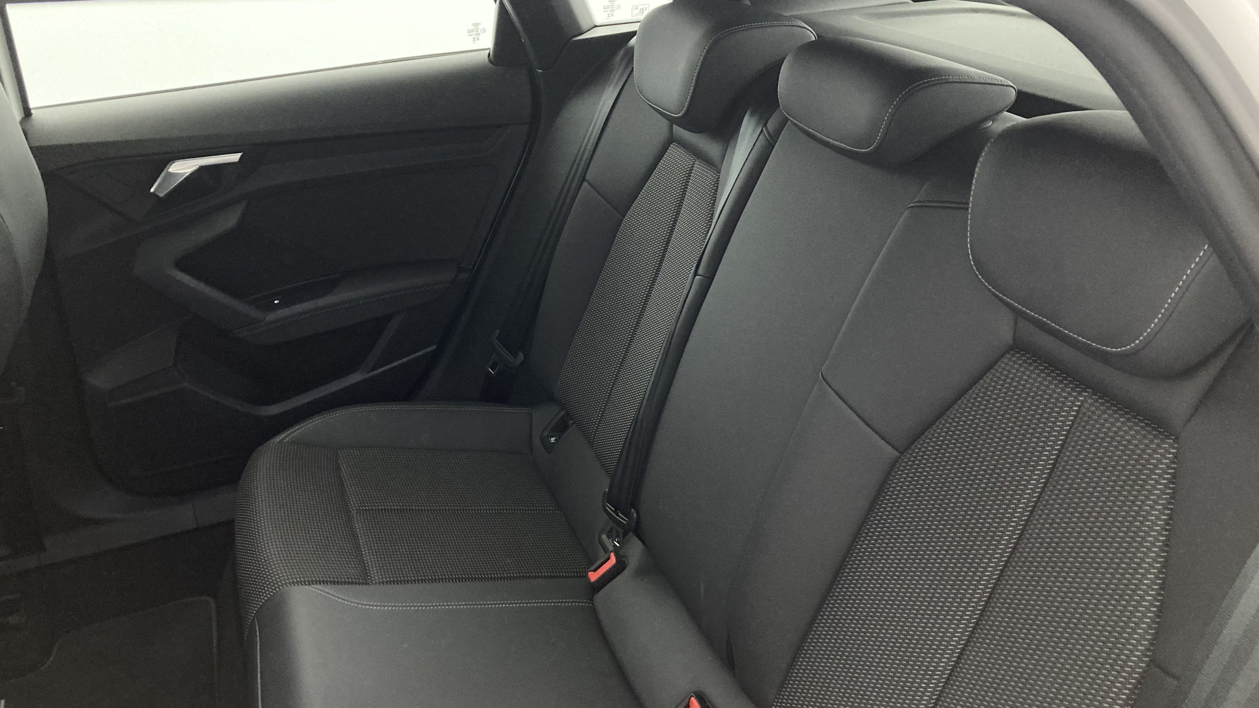 audi a3 sportback s line 35 TFSI 150 STRONIC 2023 ibis weiss 21