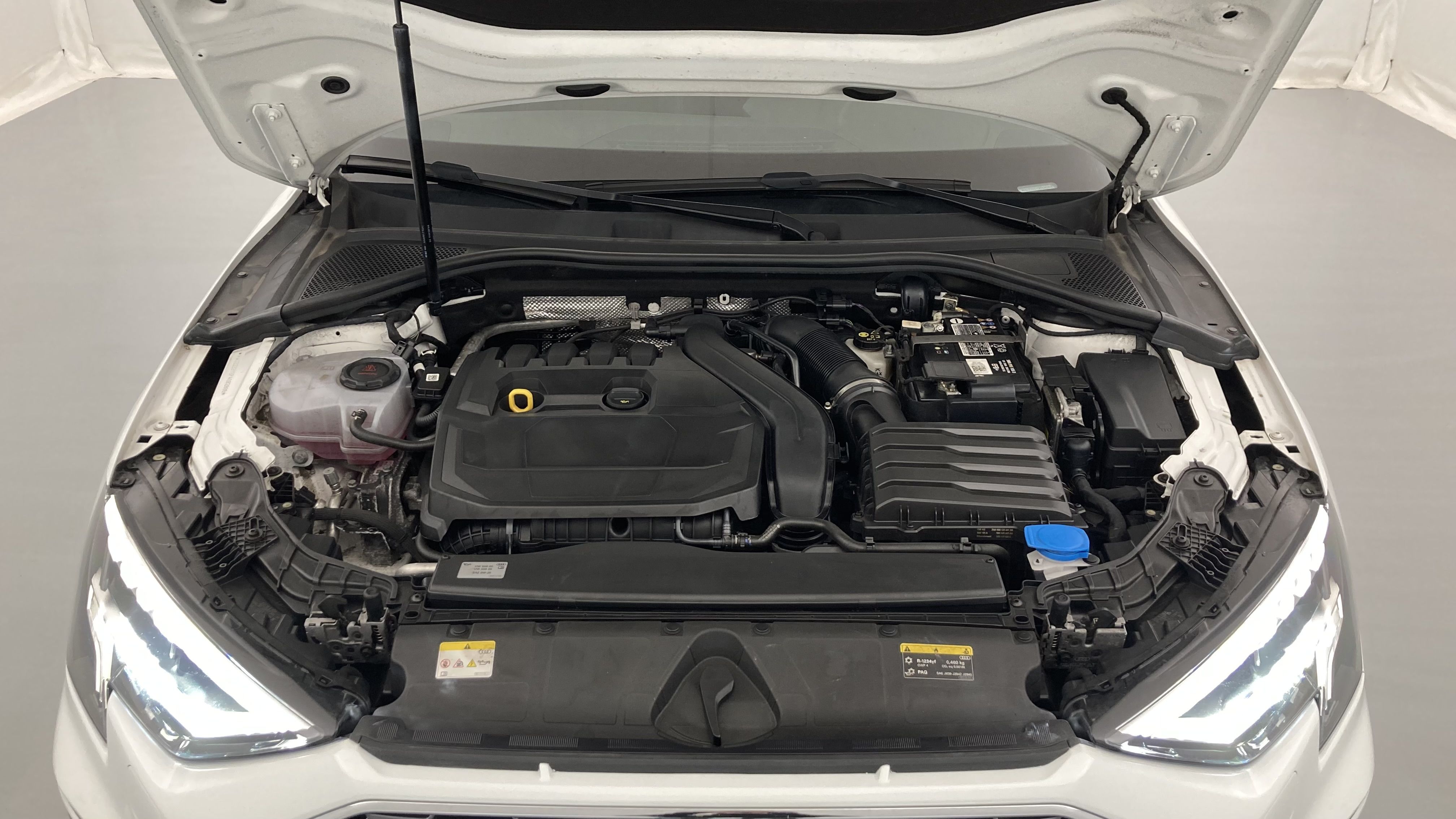 audi a3 sportback s line 35 TFSI 150 STRONIC 2023 ibis weiss 23