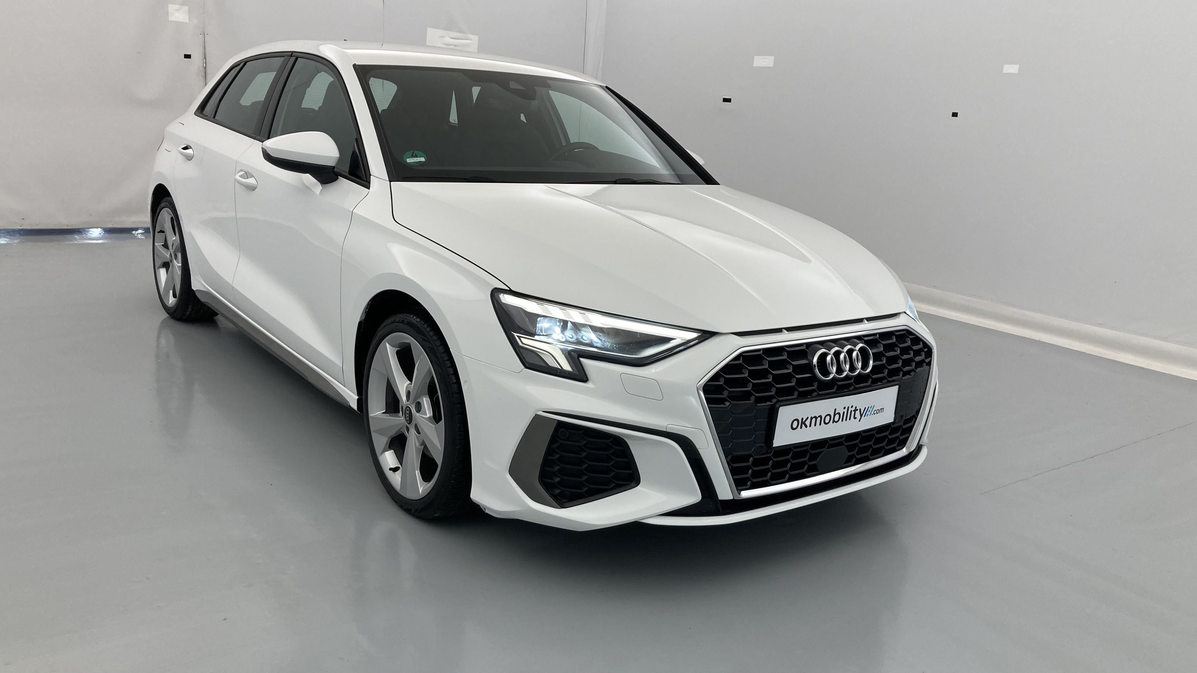 audi a3 sportback s line 35 TFSI 150 STRONIC 2023 ibis weiss 24