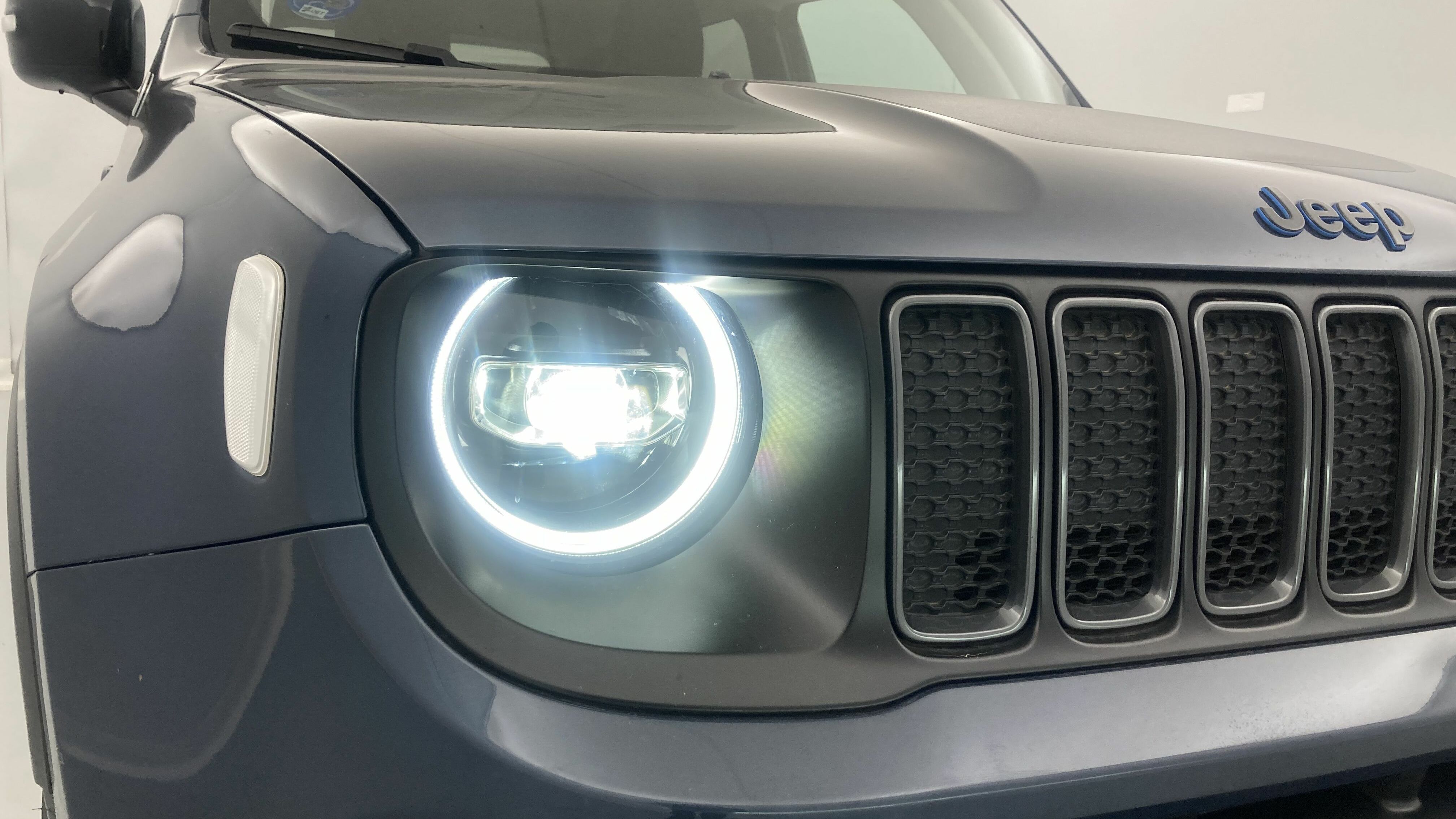 jeep renegade trailhawk 1.3 PHEV 240 AWD 2023 azul shade 28