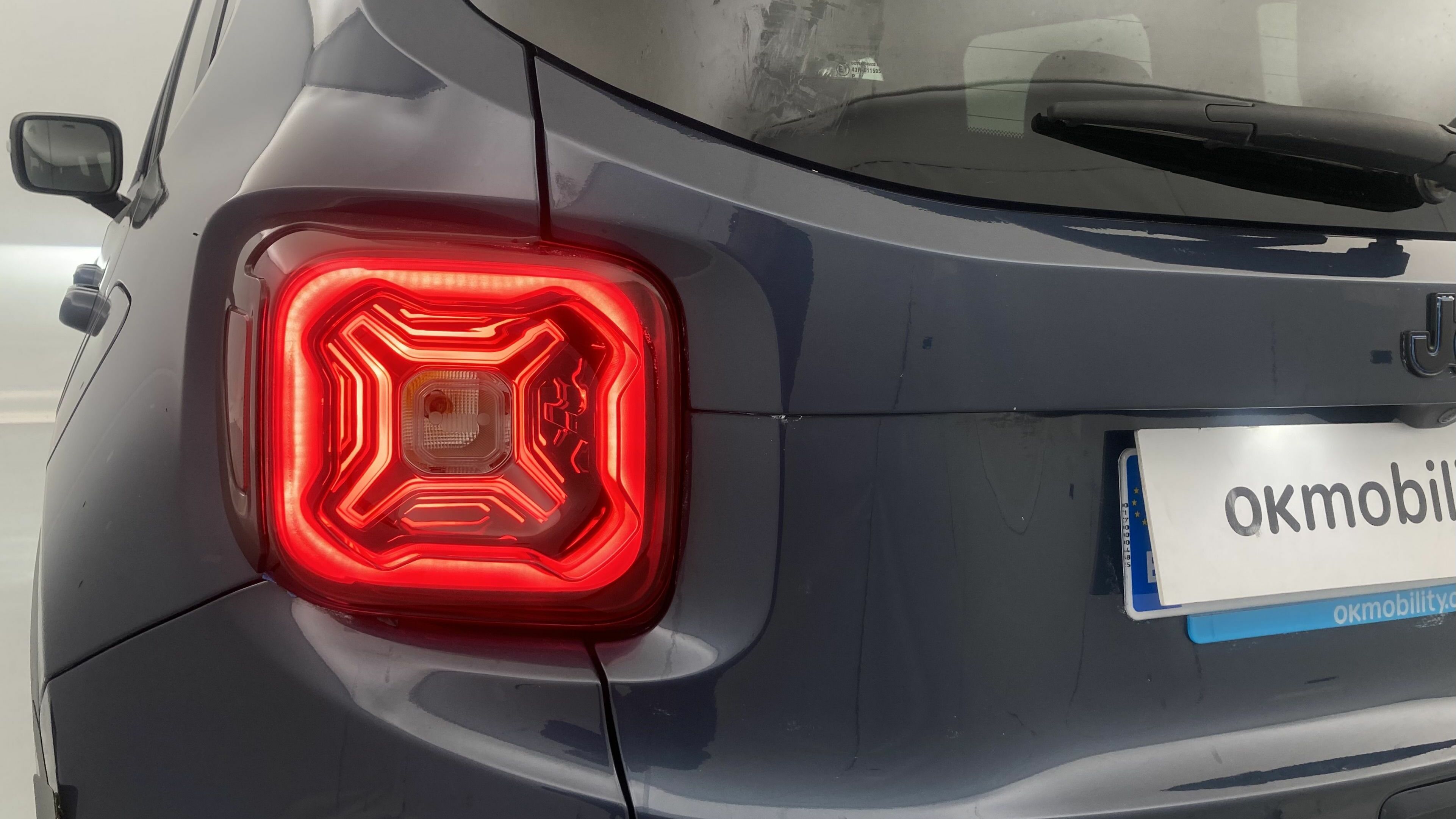 jeep renegade trailhawk 1.3 PHEV 240 AWD 2023 azul shade 29