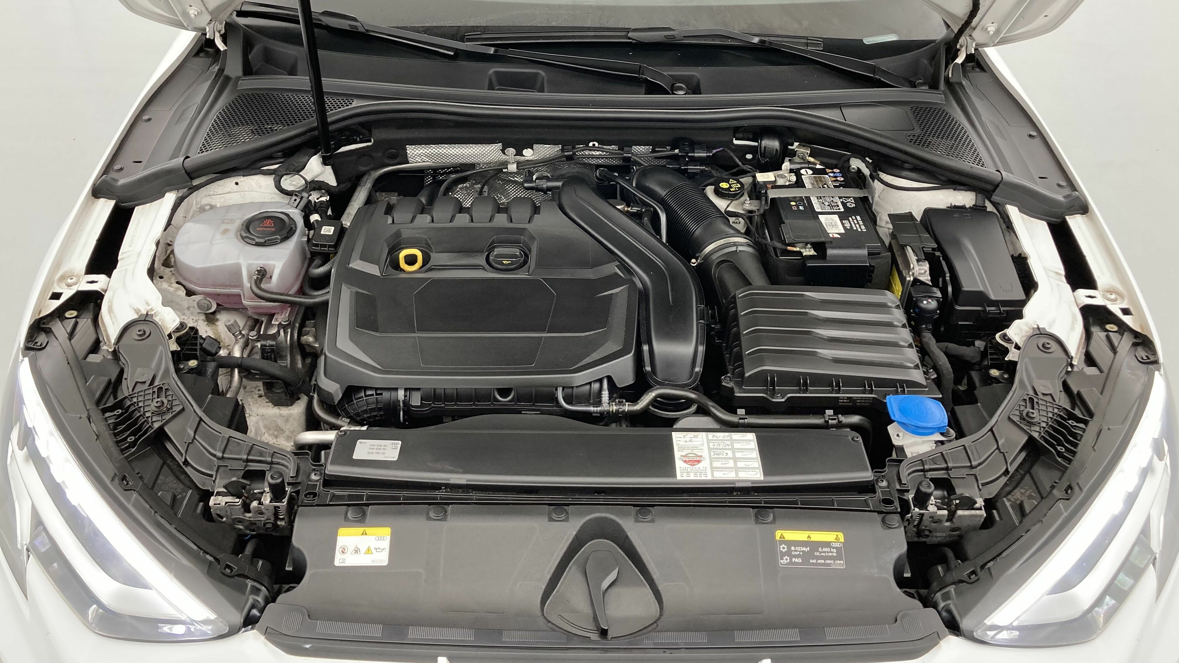 audi a3 sportback s line 35 TFSI 150 STRONIC 2023 ibis weiss 25