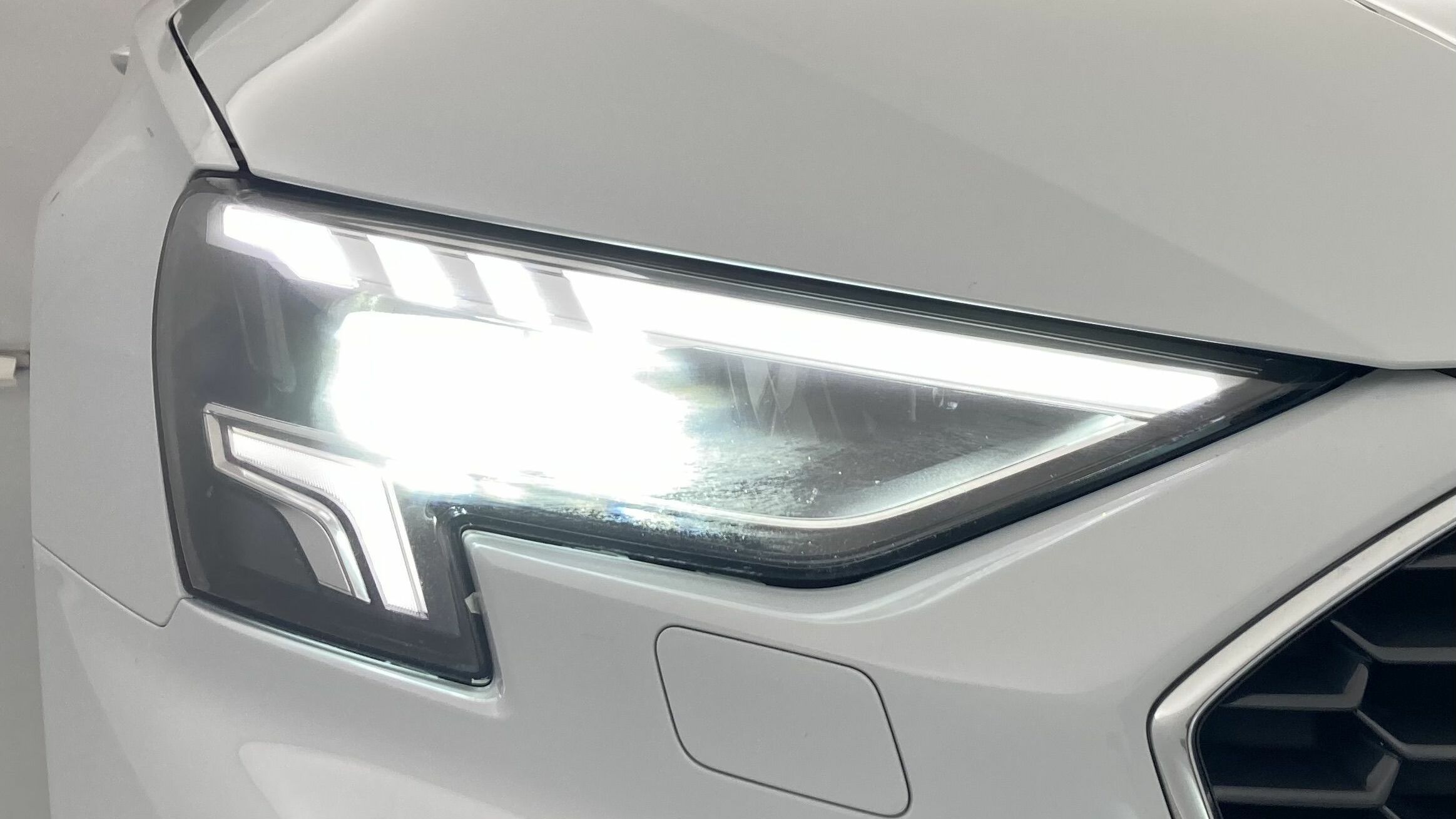 audi a3 sportback s line 35 TFSI 150 STRONIC 2023 gletscherweiss metallic 29