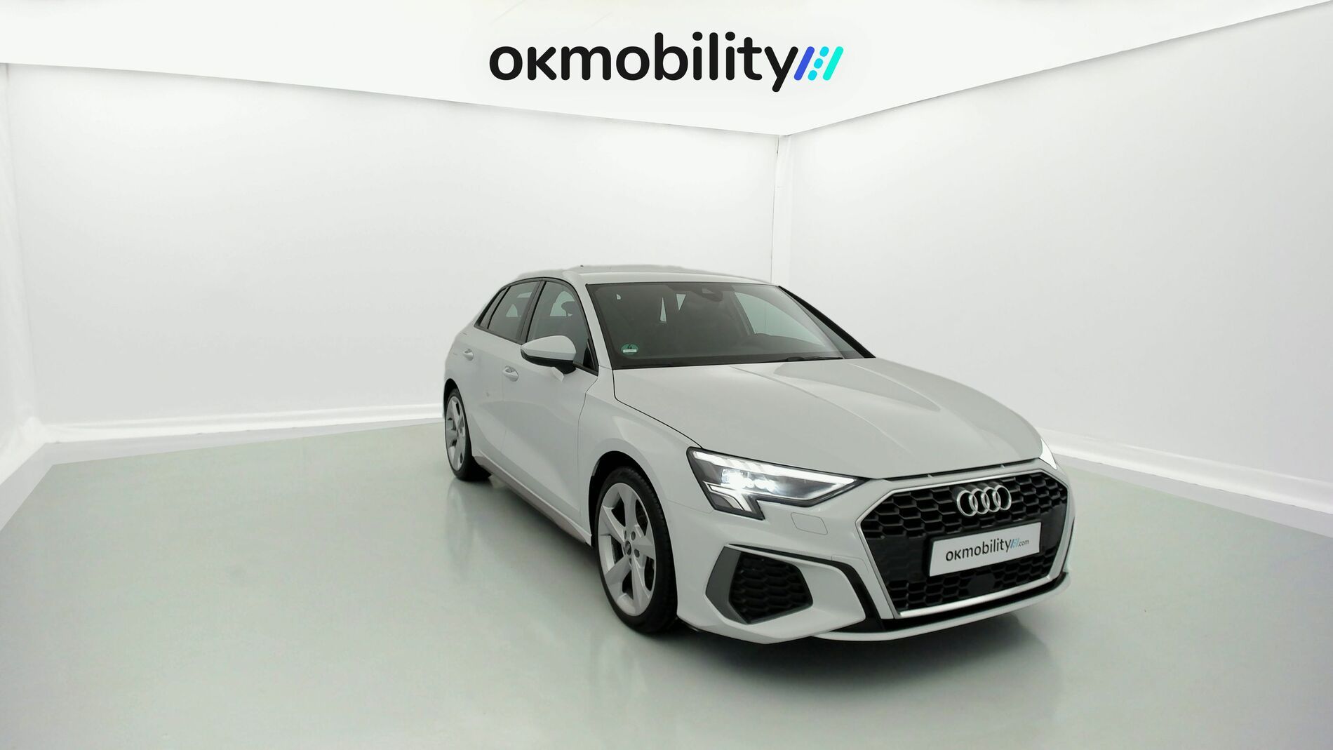 audi a3 sportback s line 35 TFSI 150 STRONIC 2023 gletscherweiss metallic 3