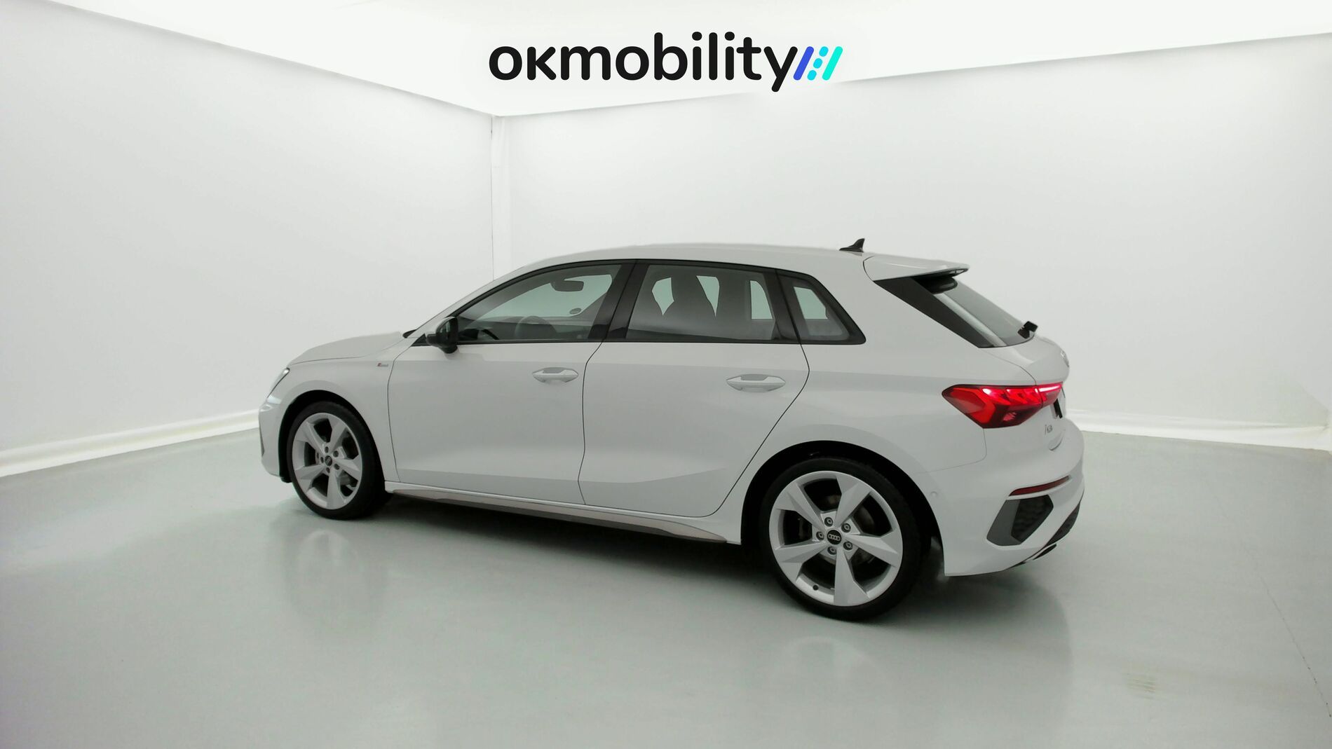 audi a3 sportback s line 35 TFSI 150 STRONIC 2023 gletscherweiss metallic 8