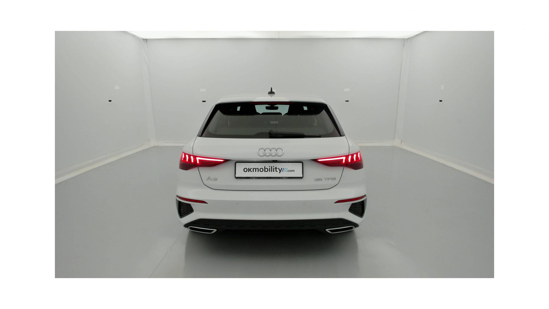 audi a3 sportback s line 35 TFSI 150 STRONIC 2023 gletscherweiss metallic 10