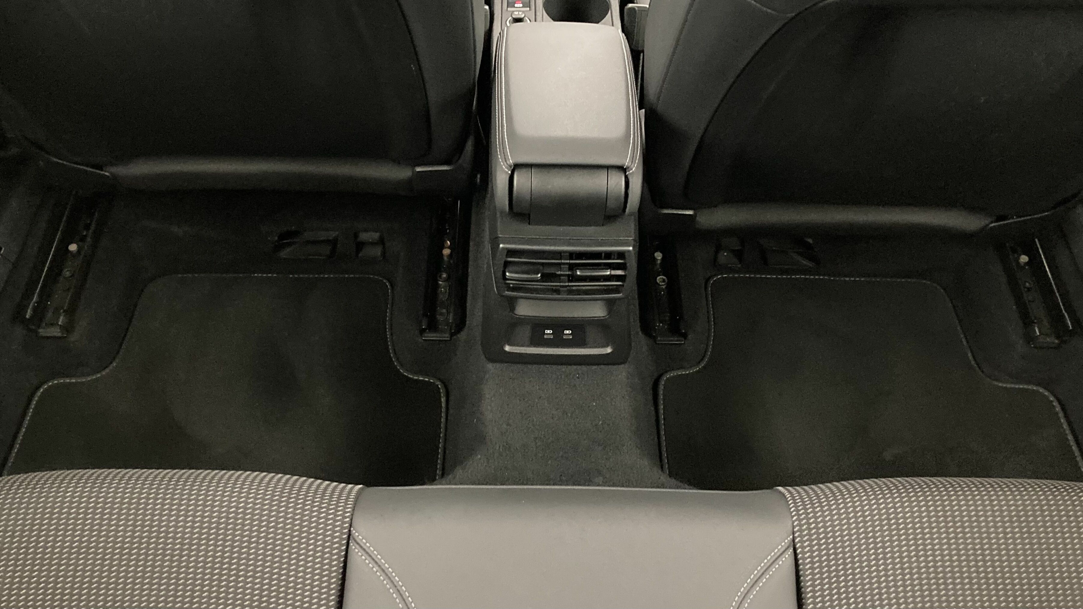 audi a3 sportback s line 35 TFSI 150 STRONIC 2024 mythosschwarz met. 22