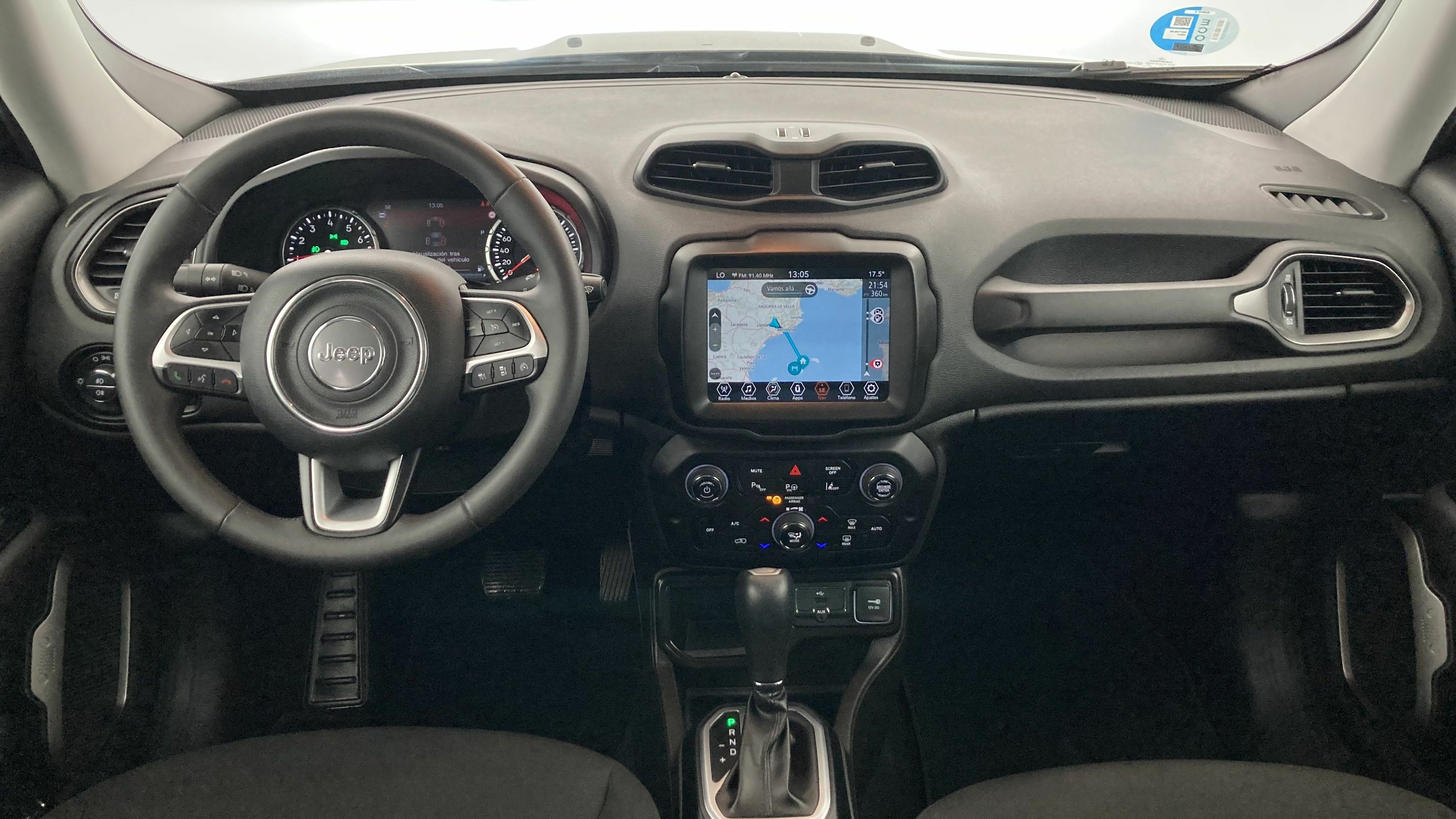 jeep renegade trailhawk 1.3 PHEV 240 AWD 2023 negro solido 12