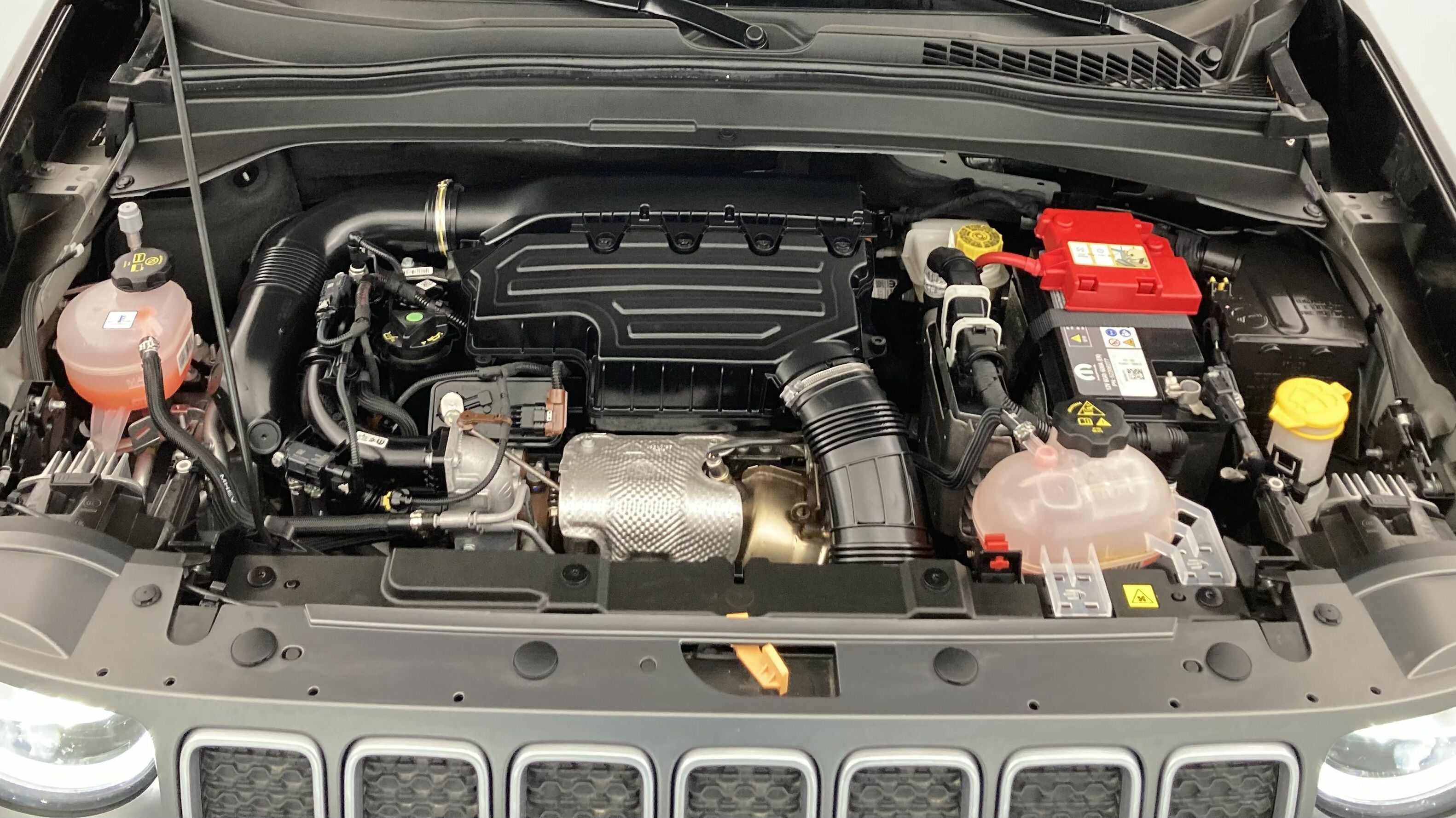 jeep renegade trailhawk 1.3 PHEV 240 AWD 2023 negro solido 18