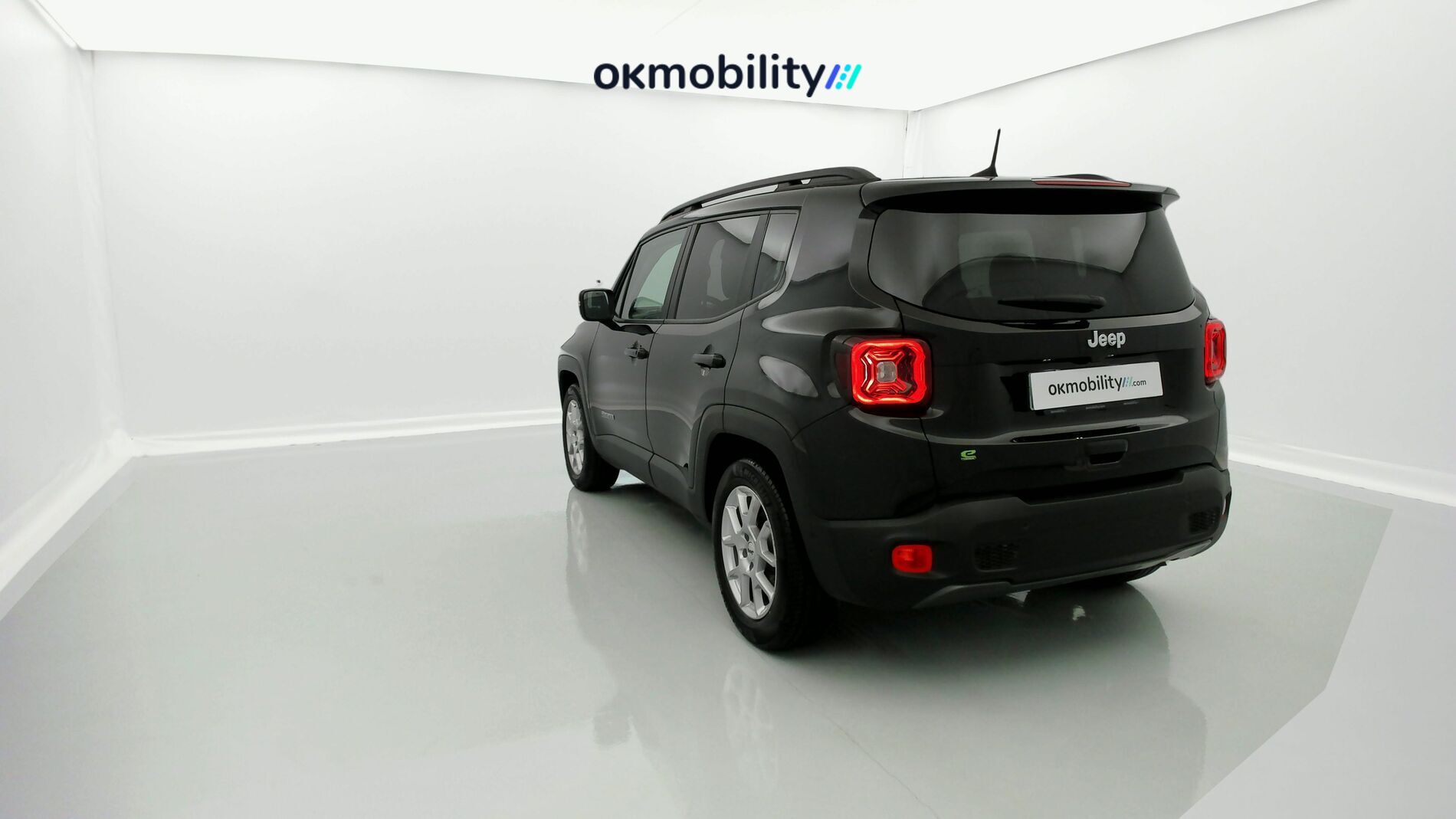 jeep renegade trailhawk 1.3 PHEV 240 AWD 2023 negro solido 5