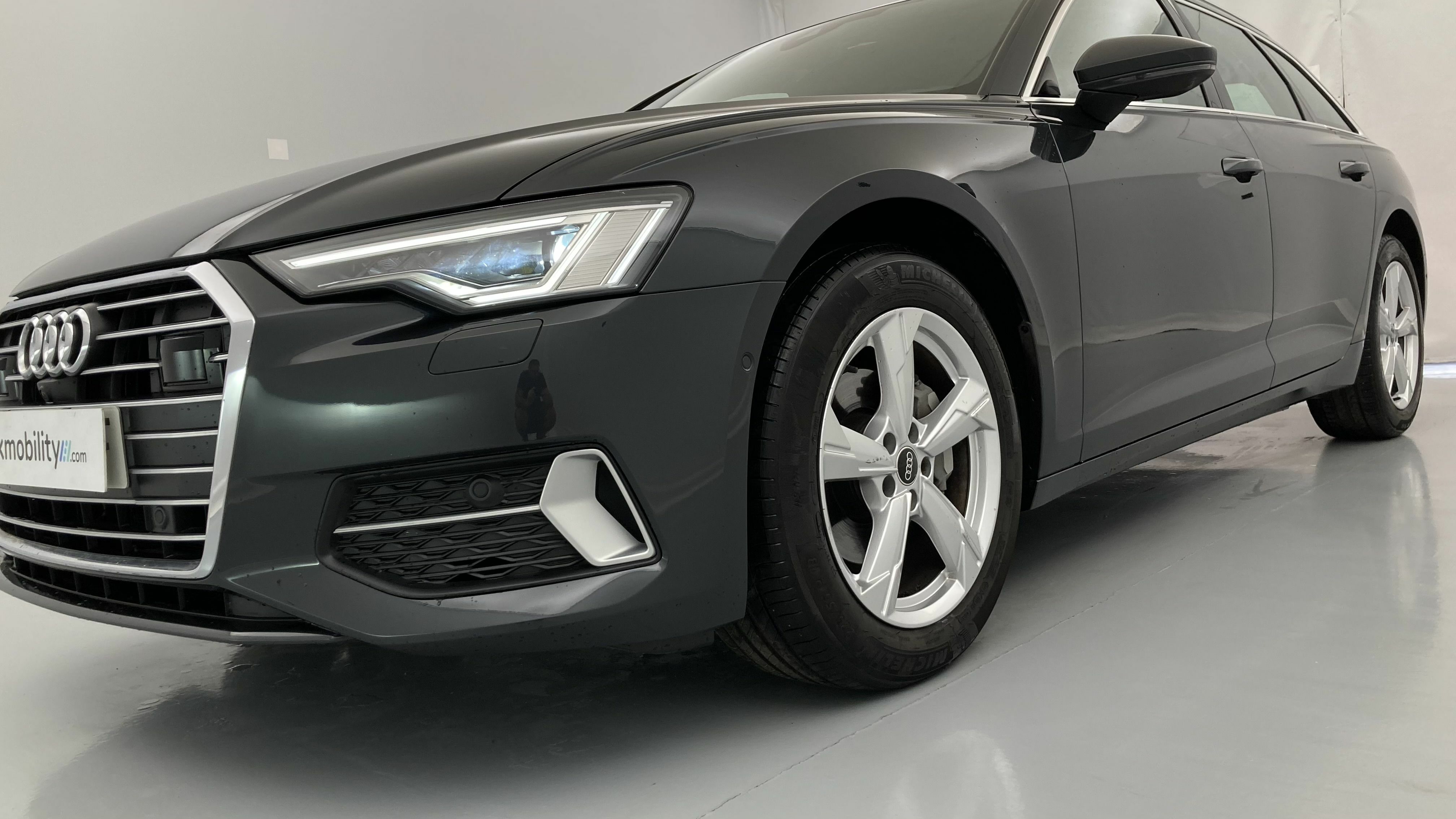 audi a6 avant sport 40 TDI 204 STRONIC 2022 manhattangrau metallic 25