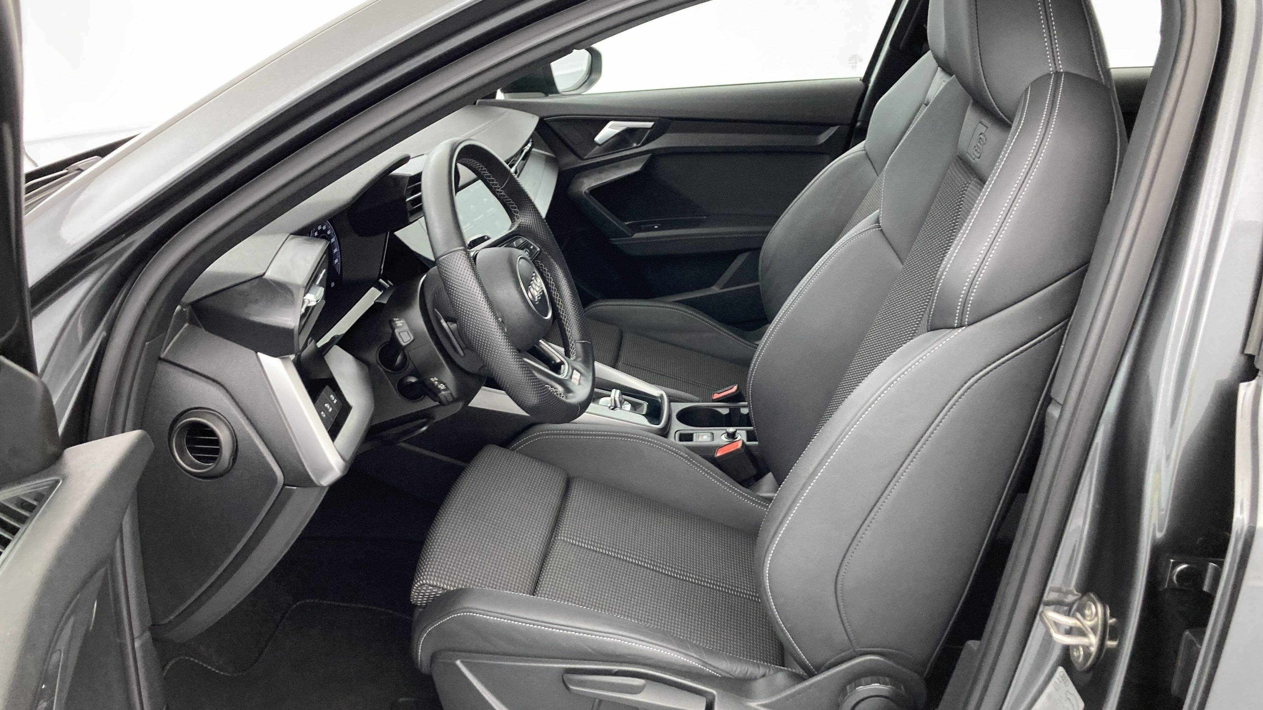 audi a3 sportback s line 35 TFSI 150 STRONIC 2024 daytonagrau perleff. 14