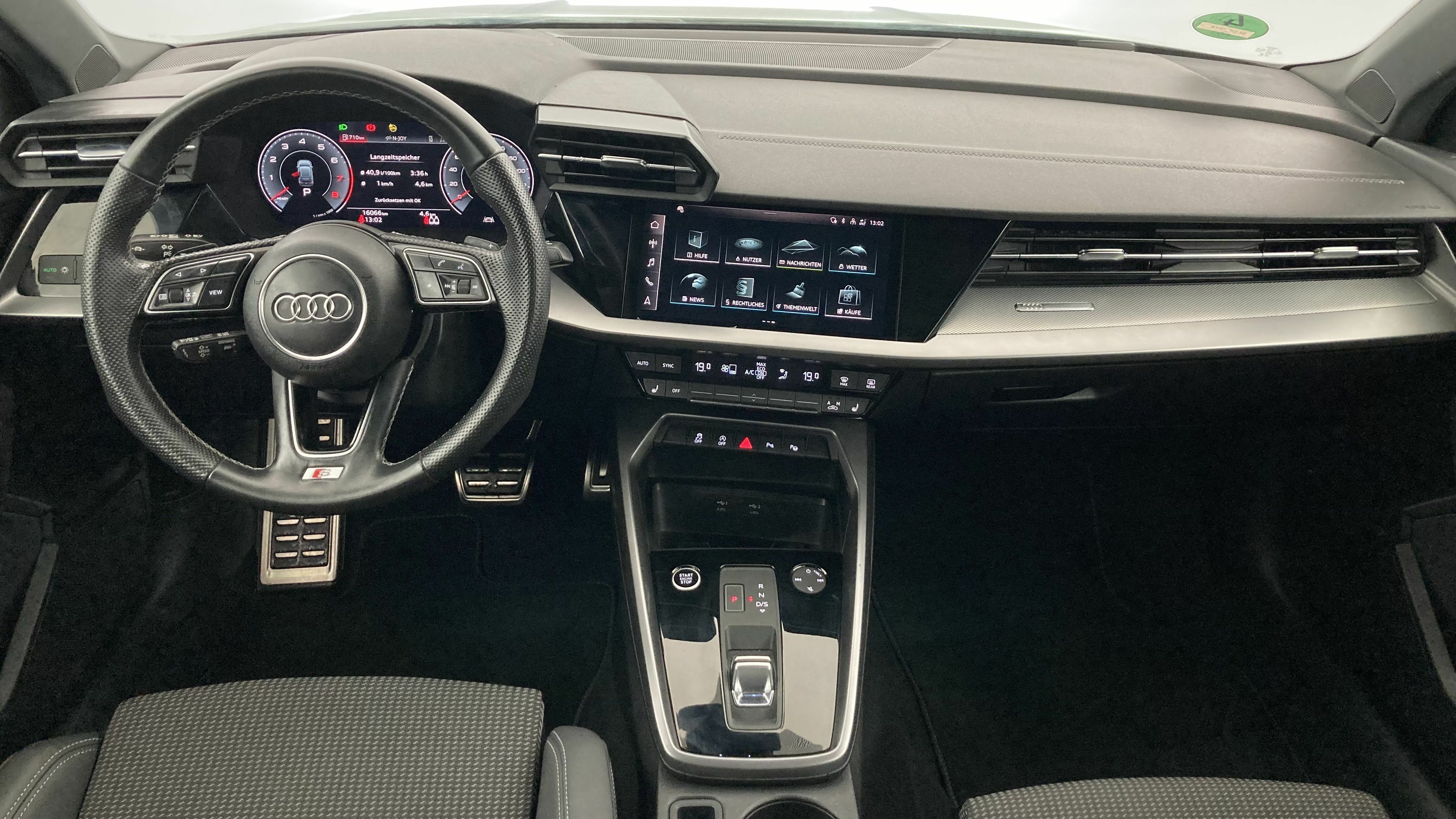 audi a3 sportback s line 35 TFSI 150 STRONIC 2024 daytonagrau perleff. 16