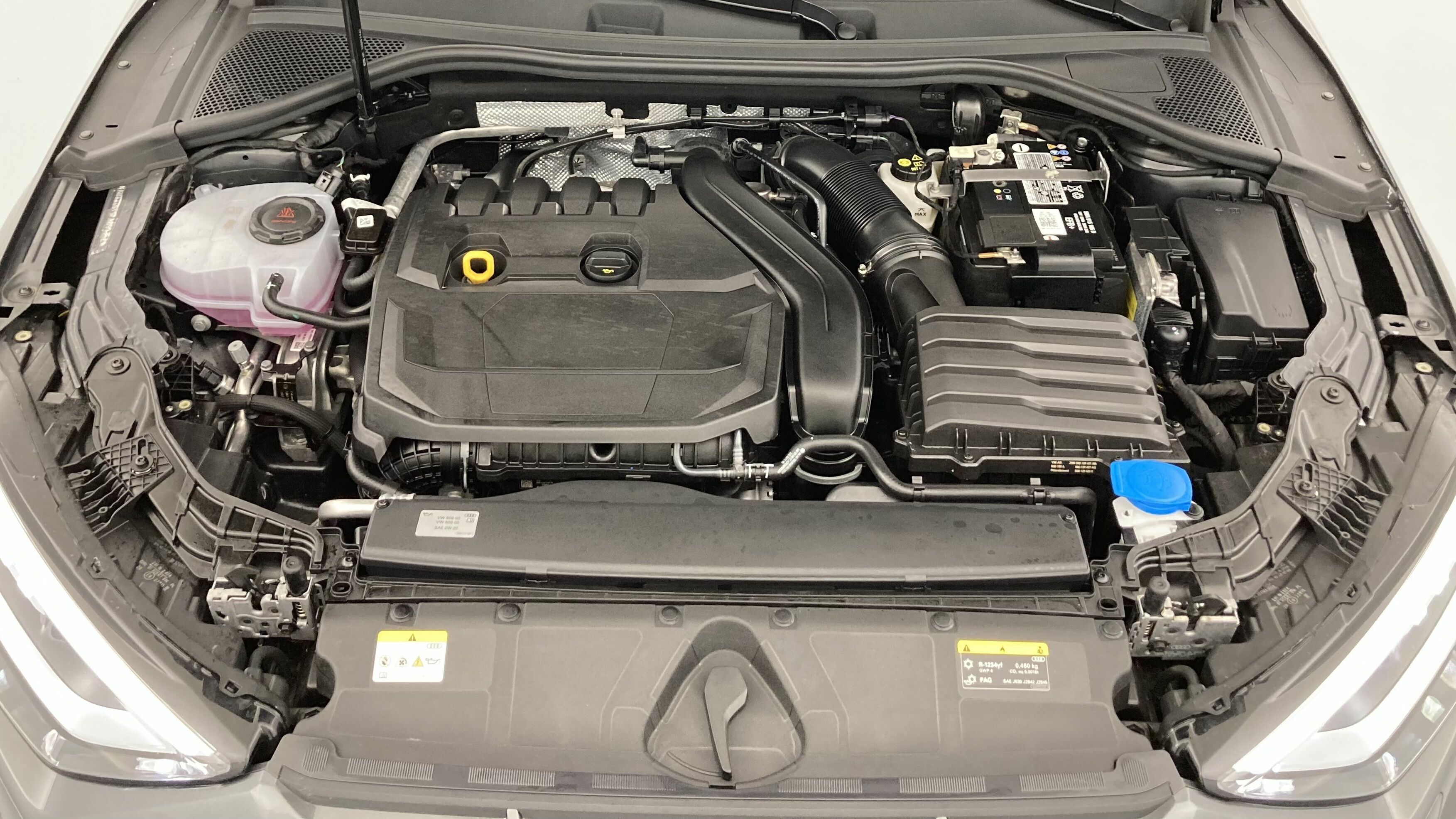 audi a3 sportback s line 35 TFSI 150 STRONIC 2024 daytonagrau perleff. 24