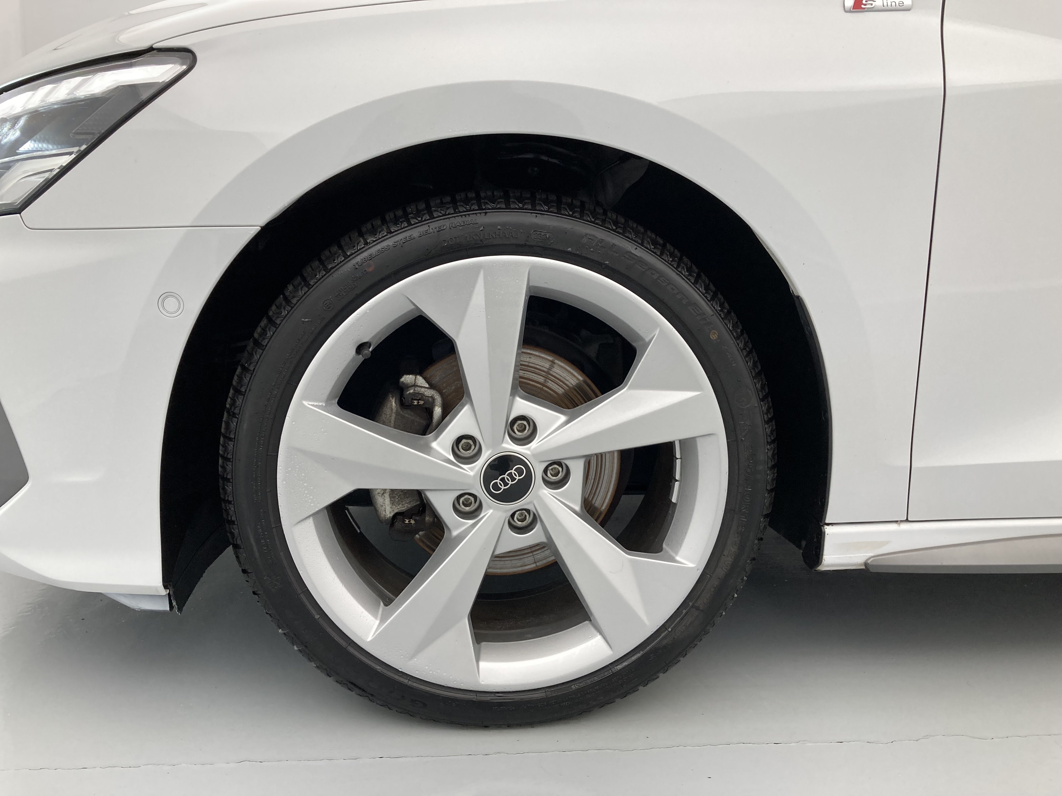 audi a3 sportback s line 35 TFSI 150 STRONIC 2023 gletscherweiss metallic 26