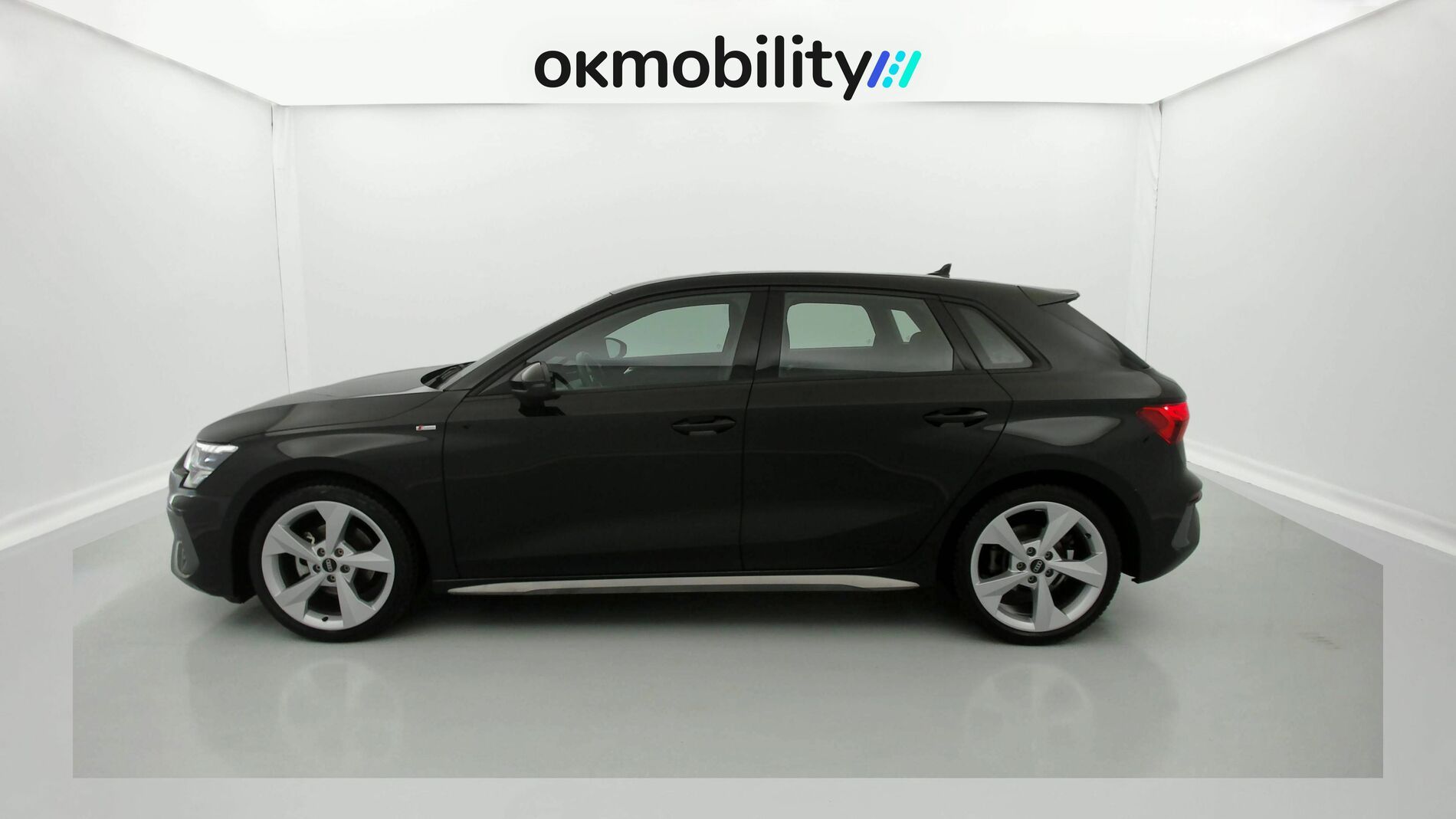 audi a3 sportback s line 35 TFSI 150 STRONIC 2024 mythosschwarz met. 7