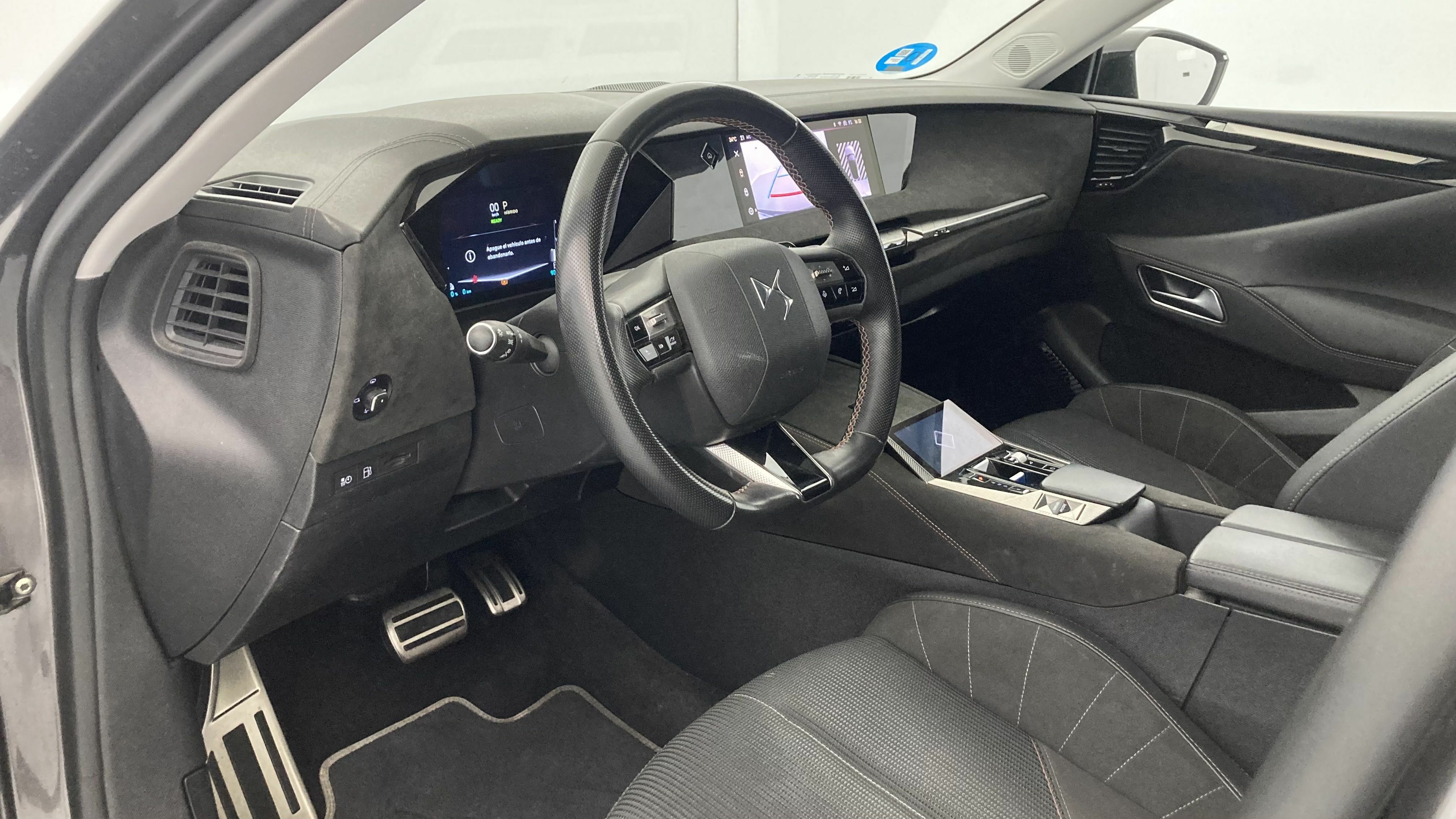 ds ds4 performance line + E-TENSE 225 CA 2023 gris platino 15