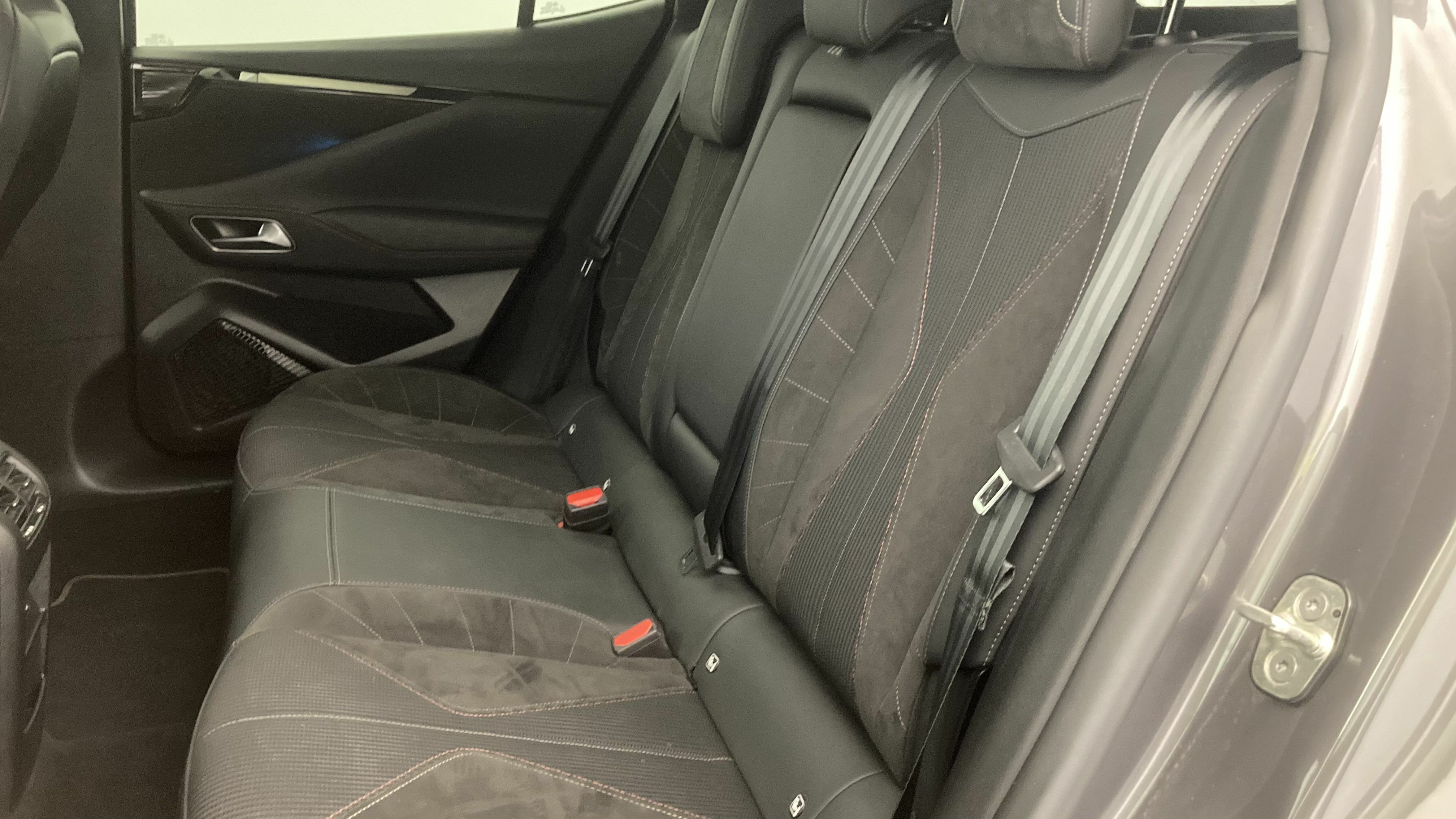 ds ds4 performance line + E-TENSE 225 CA 2023 gris platino 21