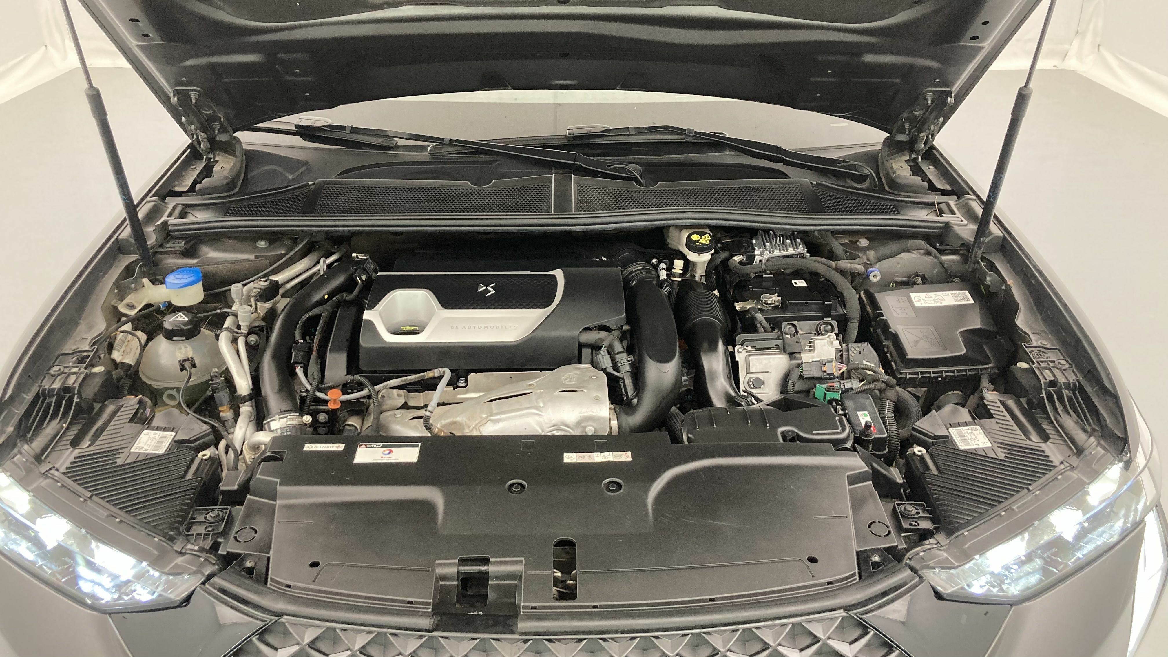 ds ds4 performance line + E-TENSE 225 CA 2023 gris platino 25
