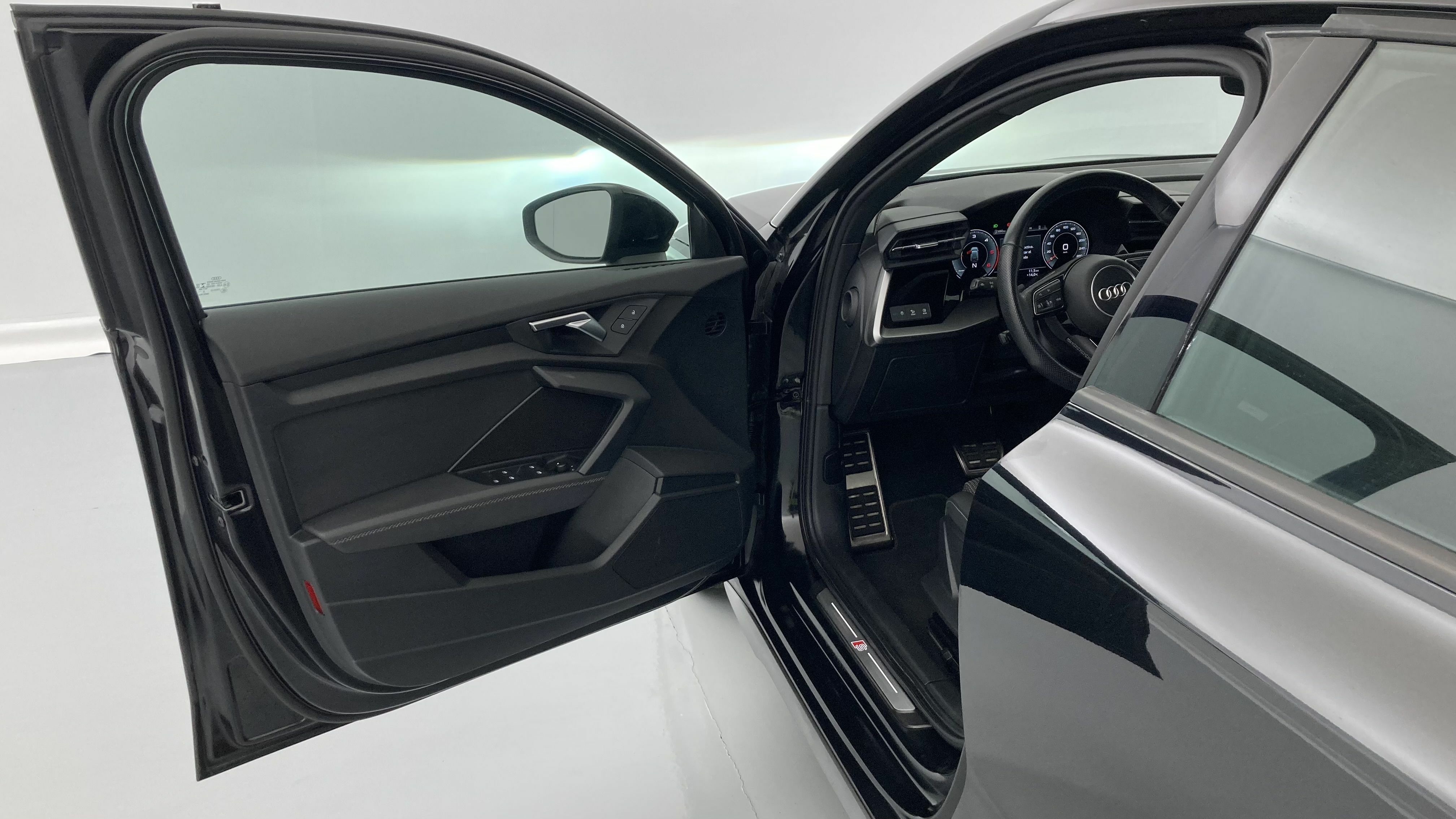 audi a3 sportback s line 35 TDI 150 STRONIC 2023 mythosschwarz 13