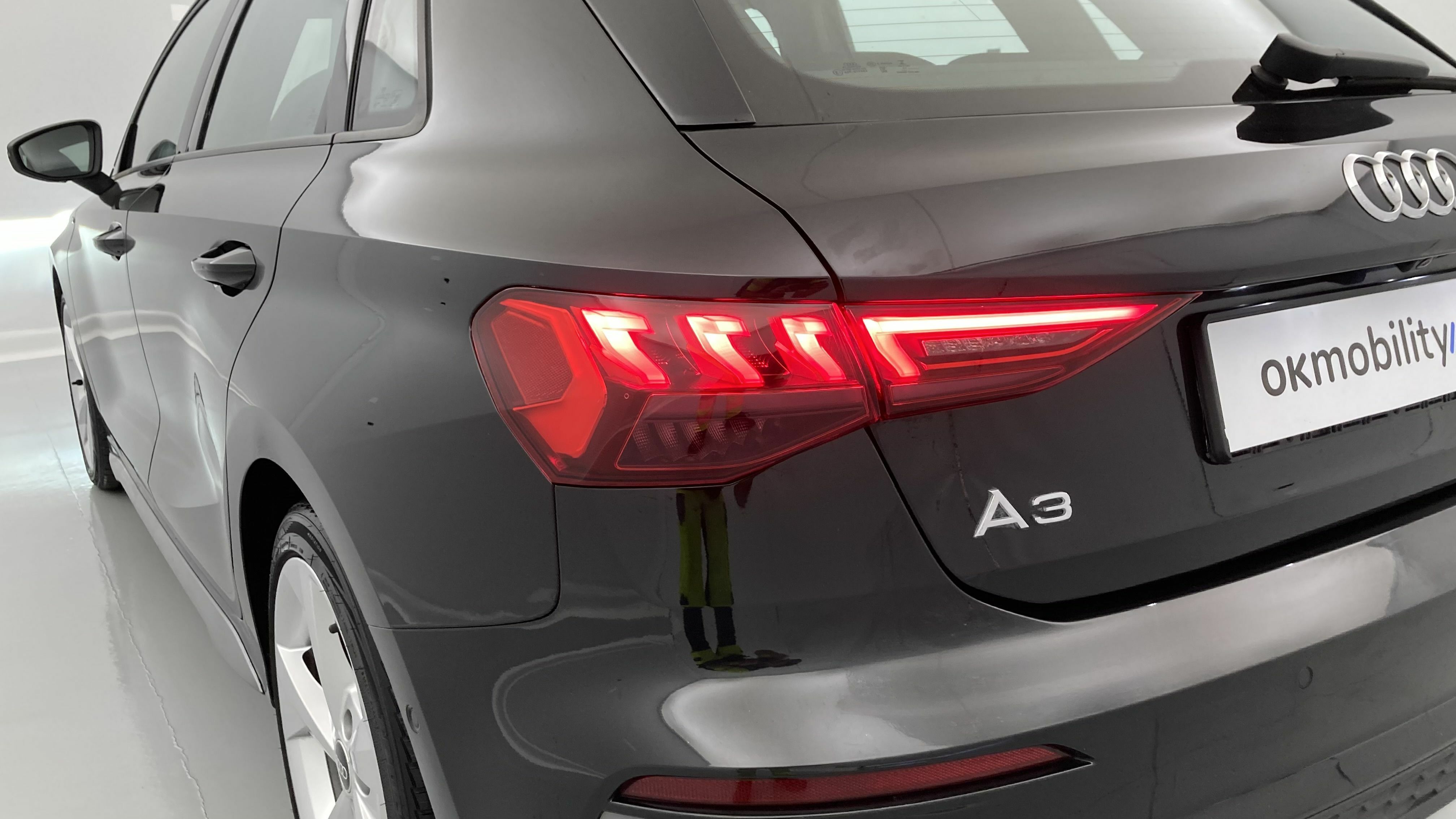 audi a3 sportback s line 35 TDI 150 STRONIC 2023 mythosschwarz 26