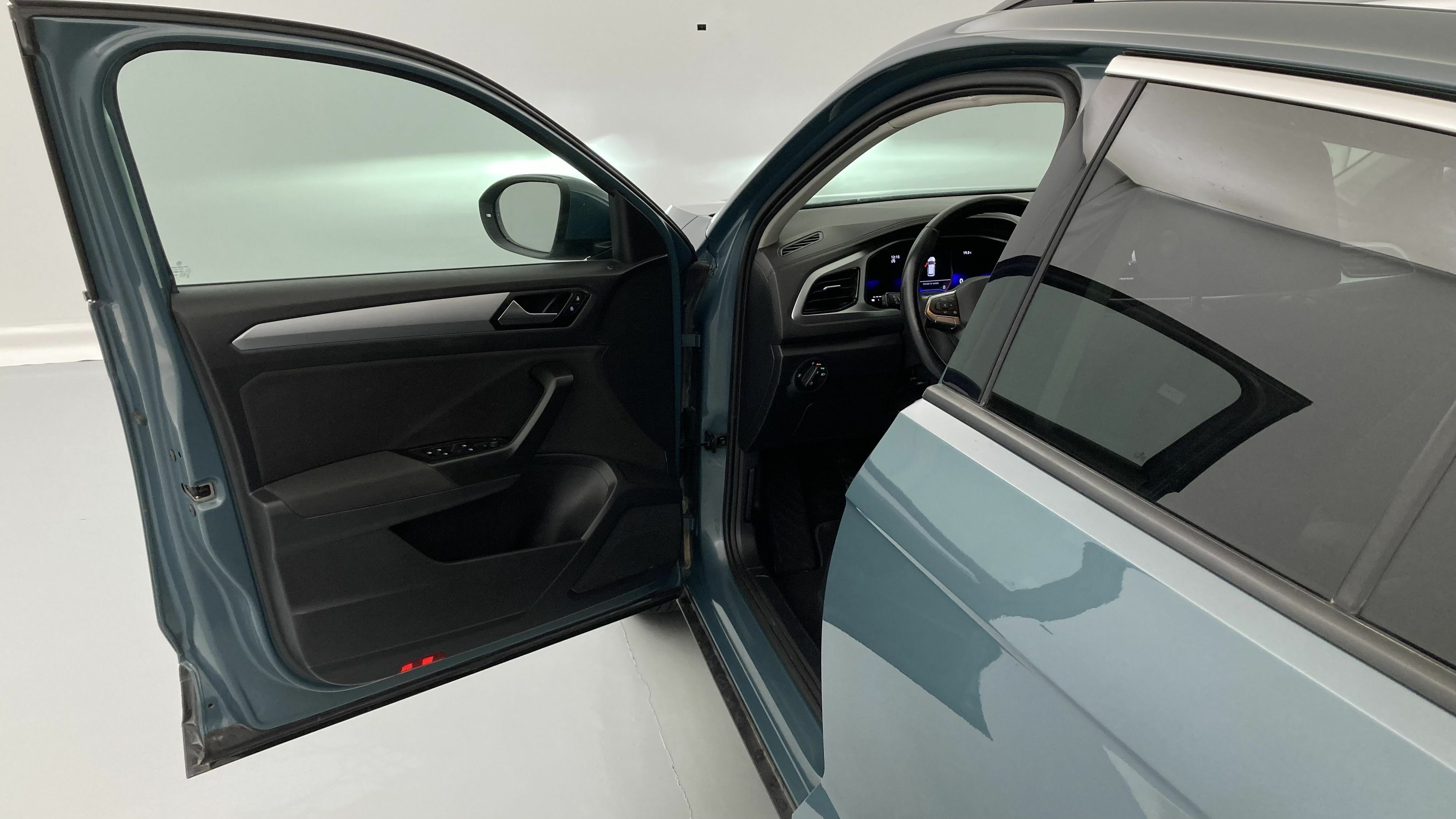 volkswagen t-roc life 1.0 TSI 110 2023 petroleum blue 13