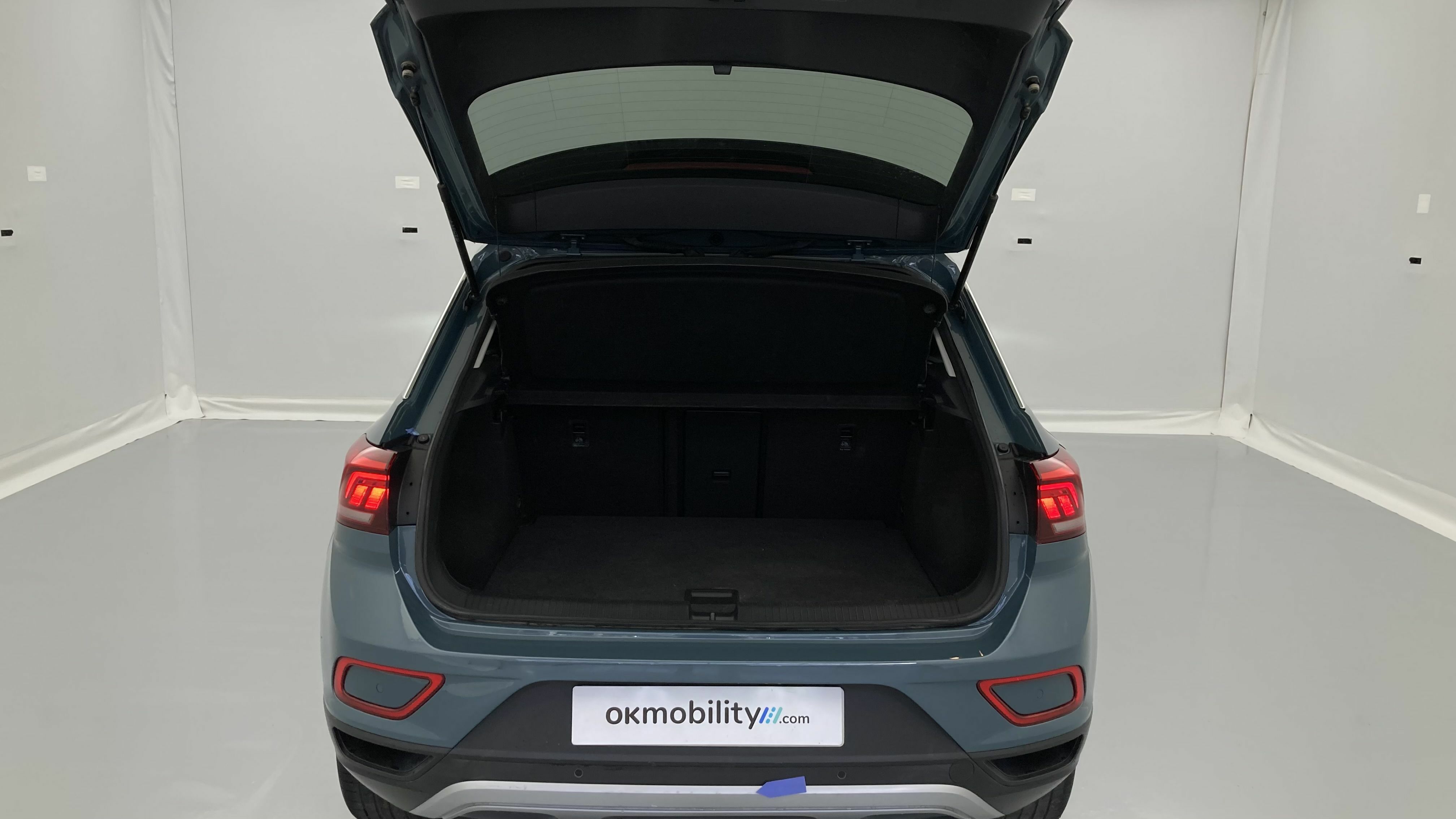 volkswagen t-roc life 1.0 TSI 110 2023 petroleum blue 24