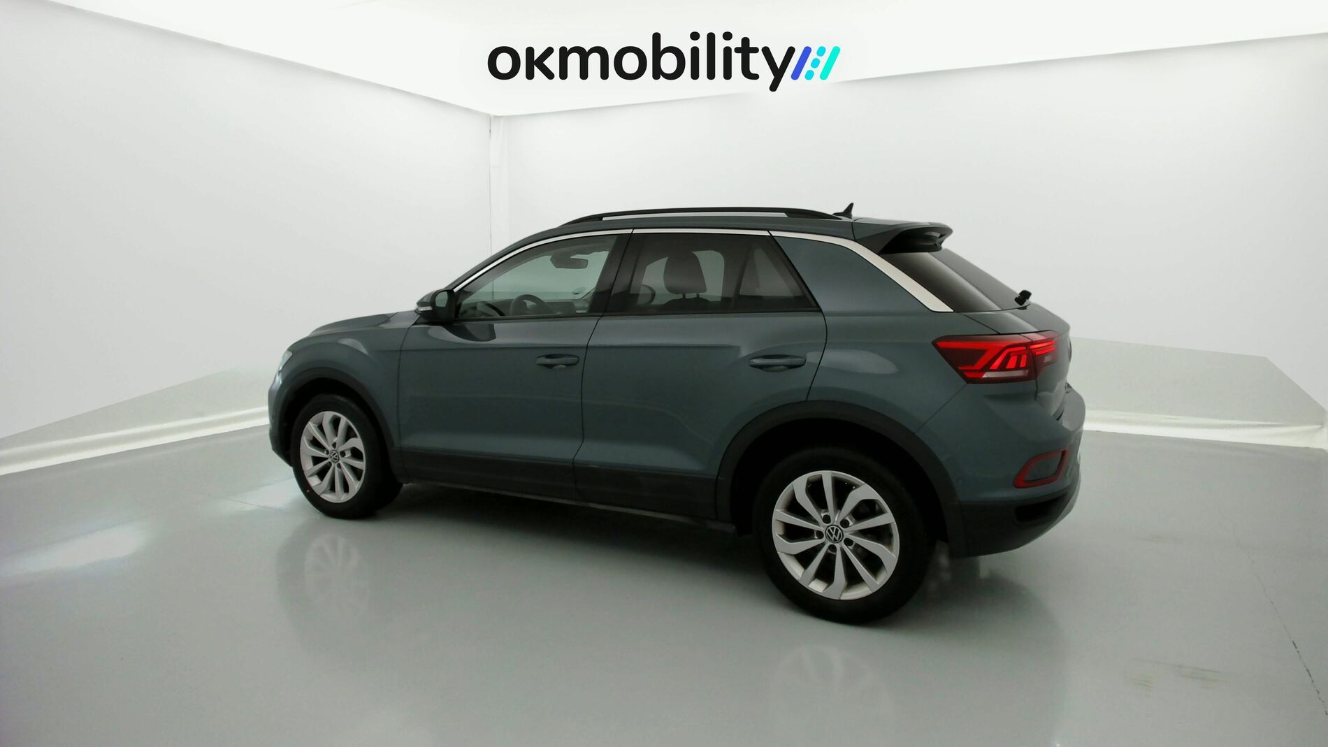 volkswagen t-roc life 1.0 TSI 110 2023 petroleum blue 8