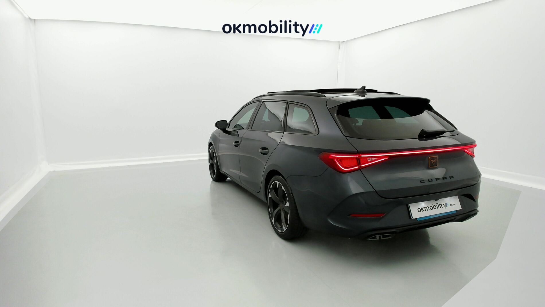 cupra leon st nv 1.5 ETSI 150 DSG 2024 gris magnetic 5