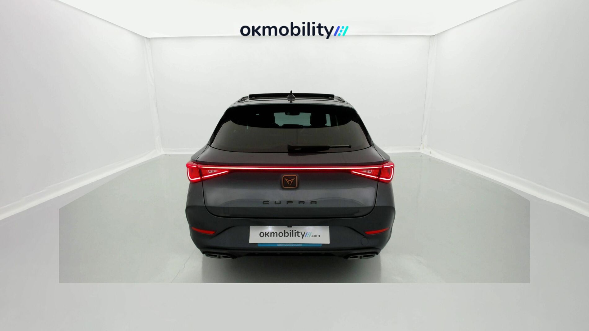 cupra leon st nv 1.5 ETSI 150 DSG 2024 gris magnetic 8