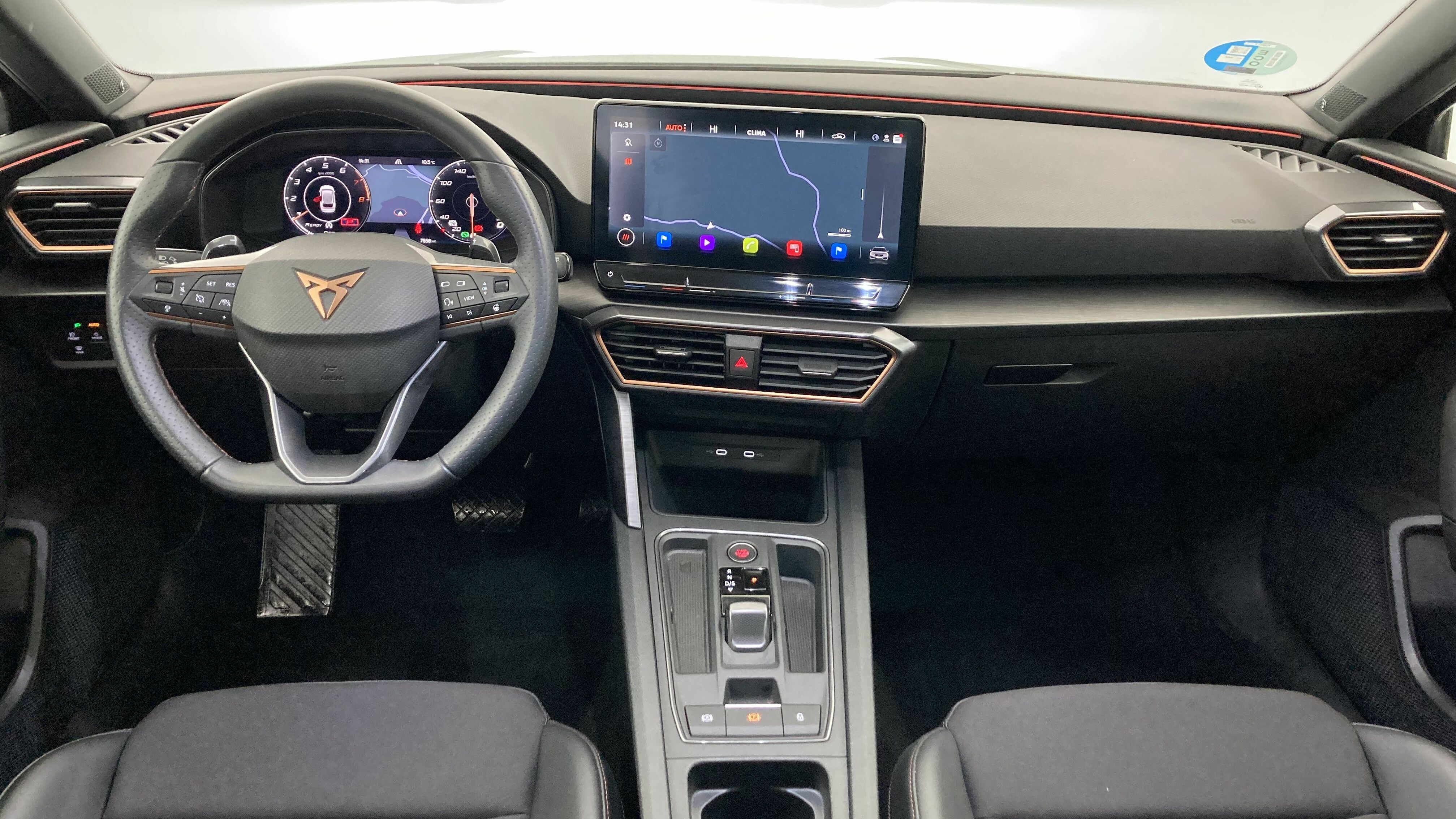 cupra leon st nv 1.5 ETSI 150 DSG 2024 gris magnetic 13