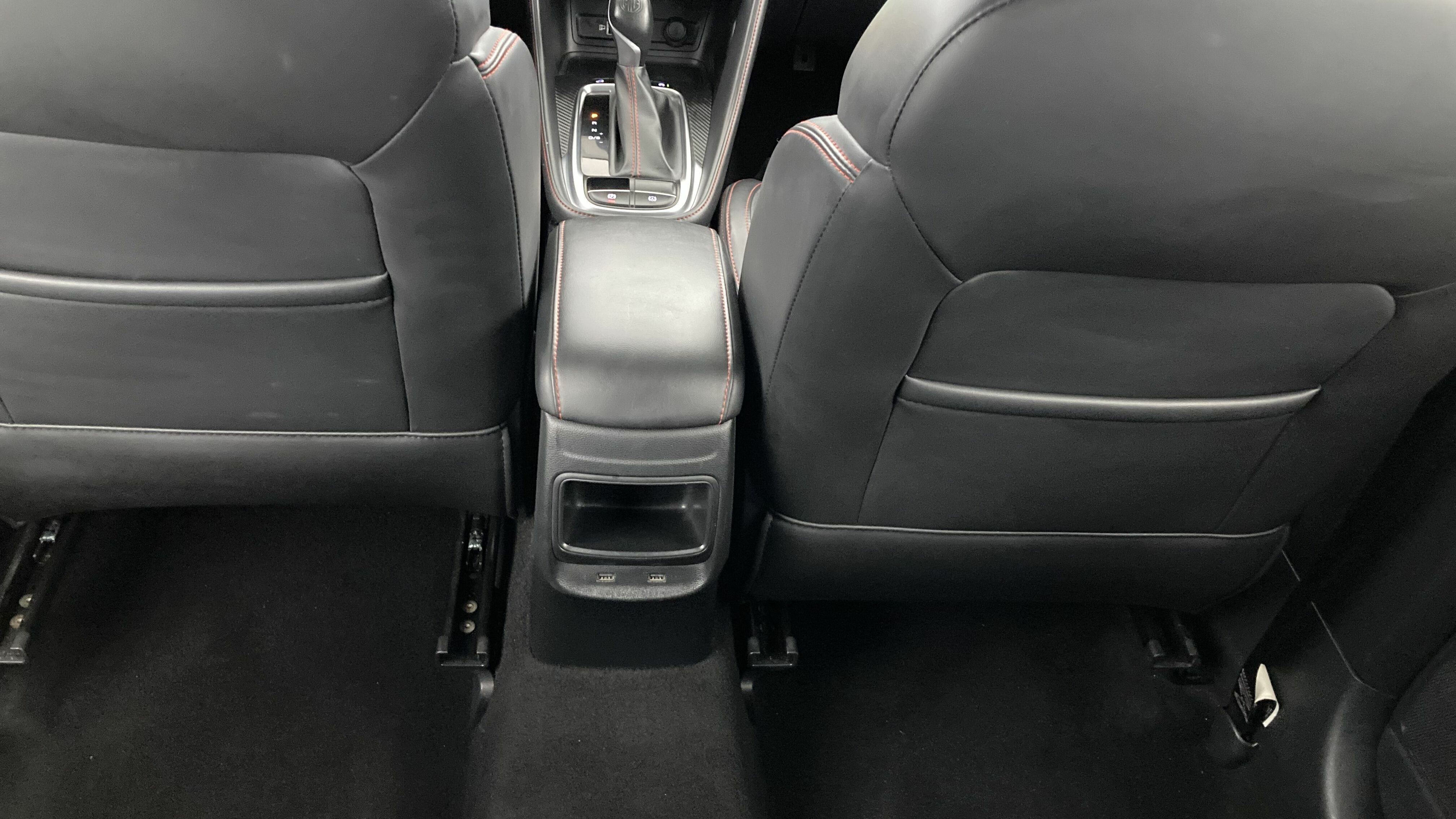 mg zs luxury 1.0 T-GDI 111 CA 2023 como blue 22