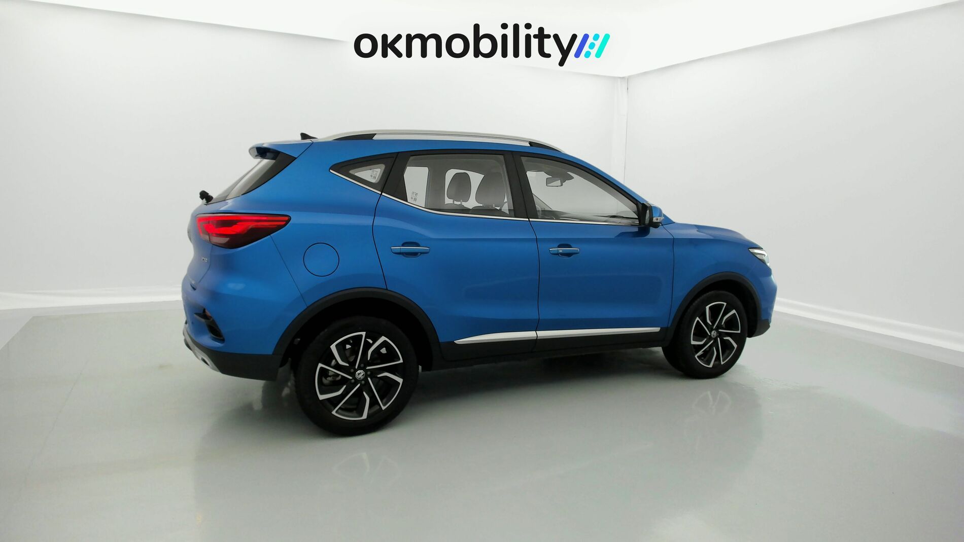 mg zs luxury 1.0 T-GDI 111 CA 2023 como blue 12
