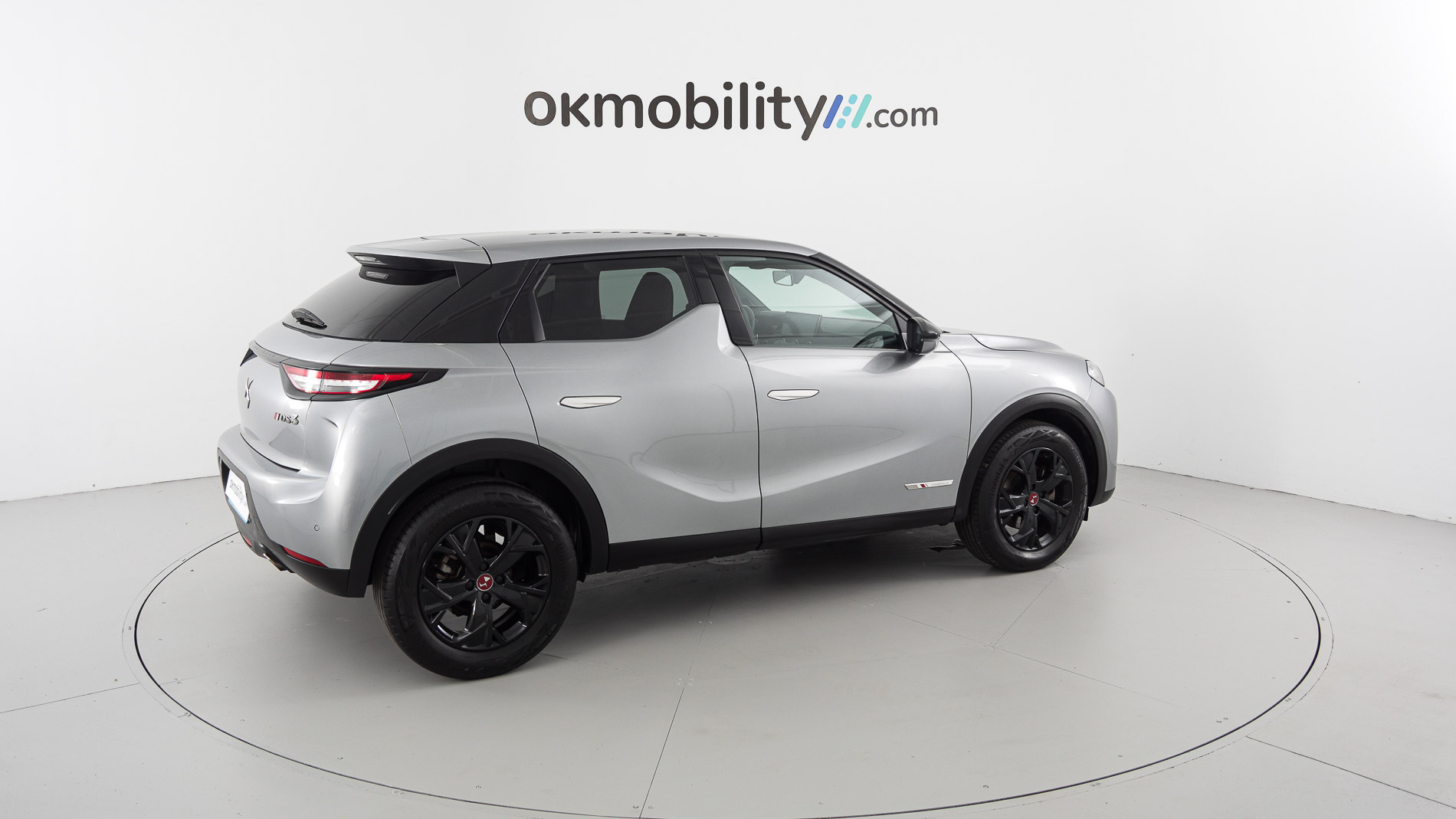 ds ds3 crossback performance line 1.5 BLUEHDI 130 EAT 2022 gris artense / negro 13