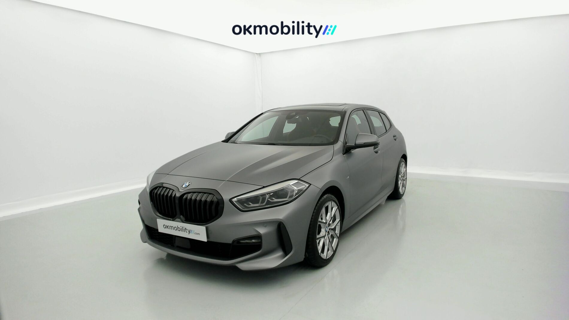 bmw serie 1 m sport colorvision 118I 136 STEPTRONIC 2024 frozen pure grey 1