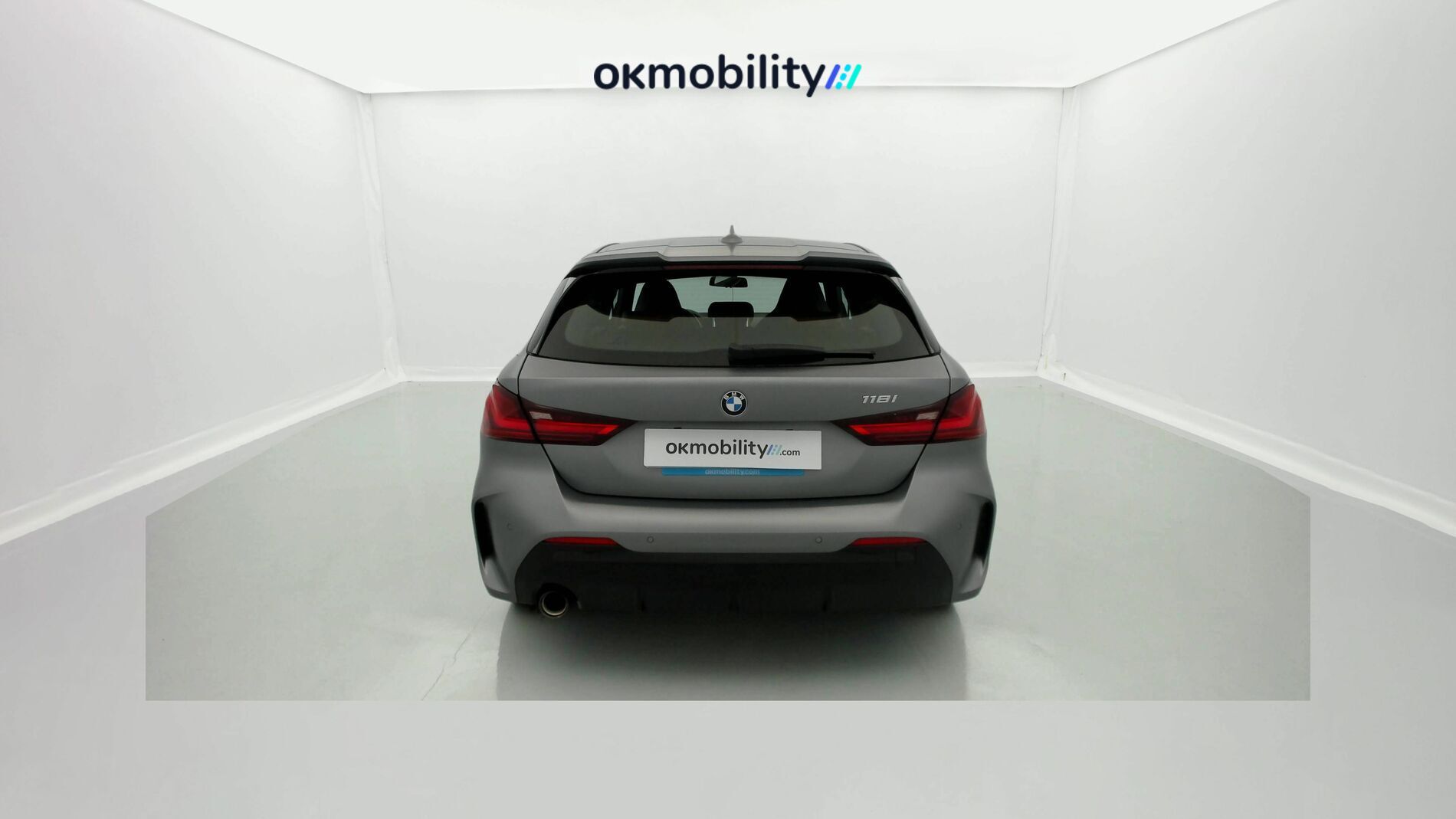 bmw serie 1 m sport colorvision 118I 136 STEPTRONIC 2024 frozen pure grey 8