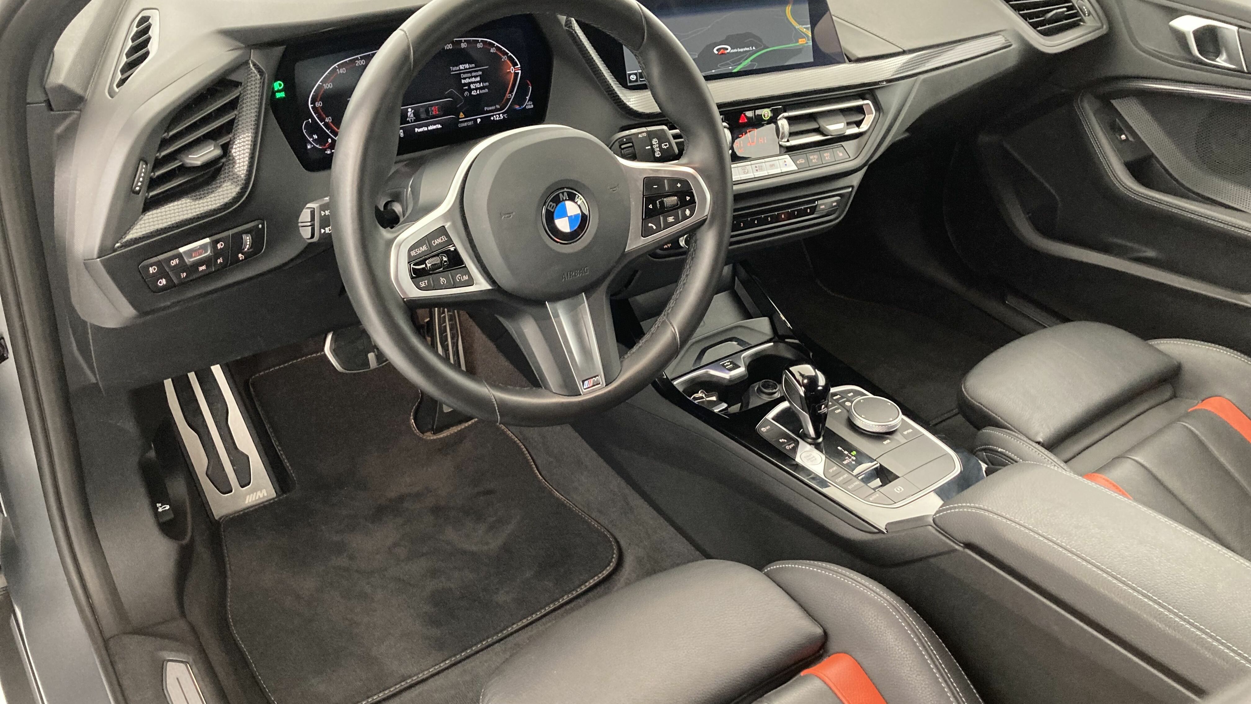 bmw serie 1 m sport colorvision 118I 136 STEPTRONIC 2024 frozen pure grey 12