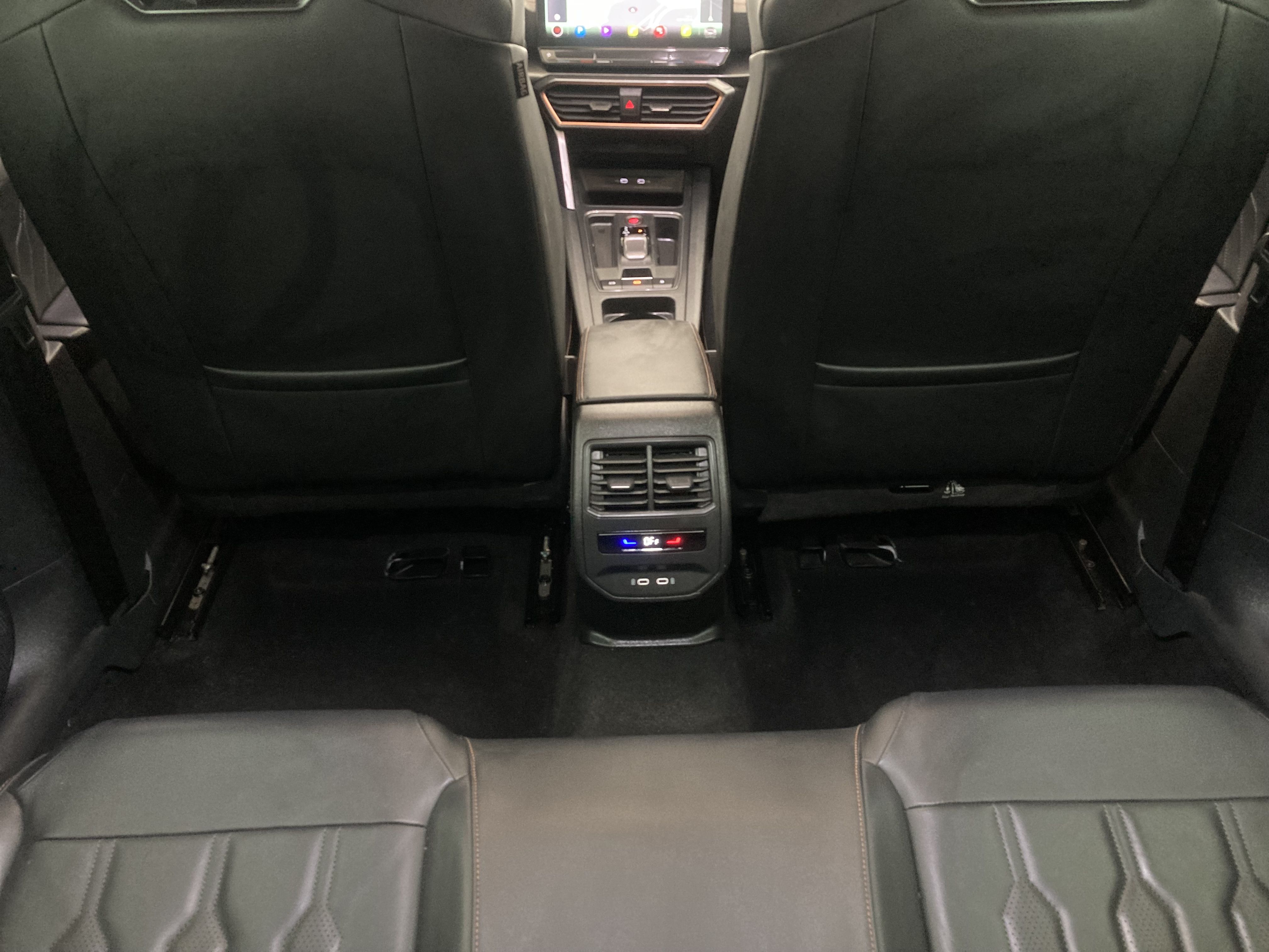 cupra leon nv 1.5 ETSI 150 DSG 2024 blanco nevada 18