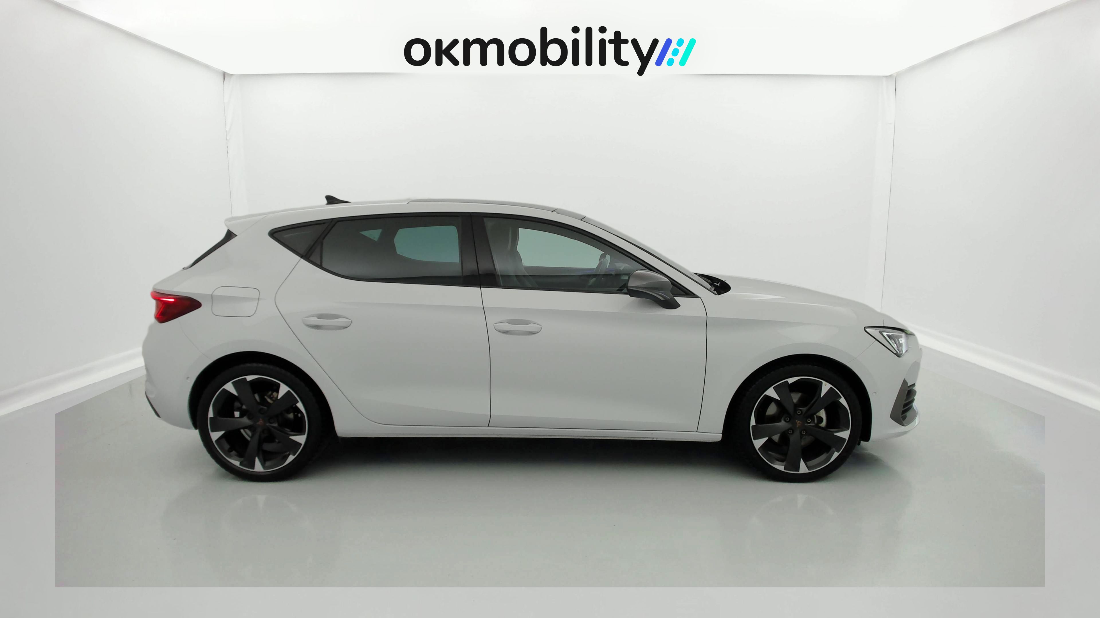 cupra leon nv 1.5 ETSI 150 DSG 2024 blanco nevada 2