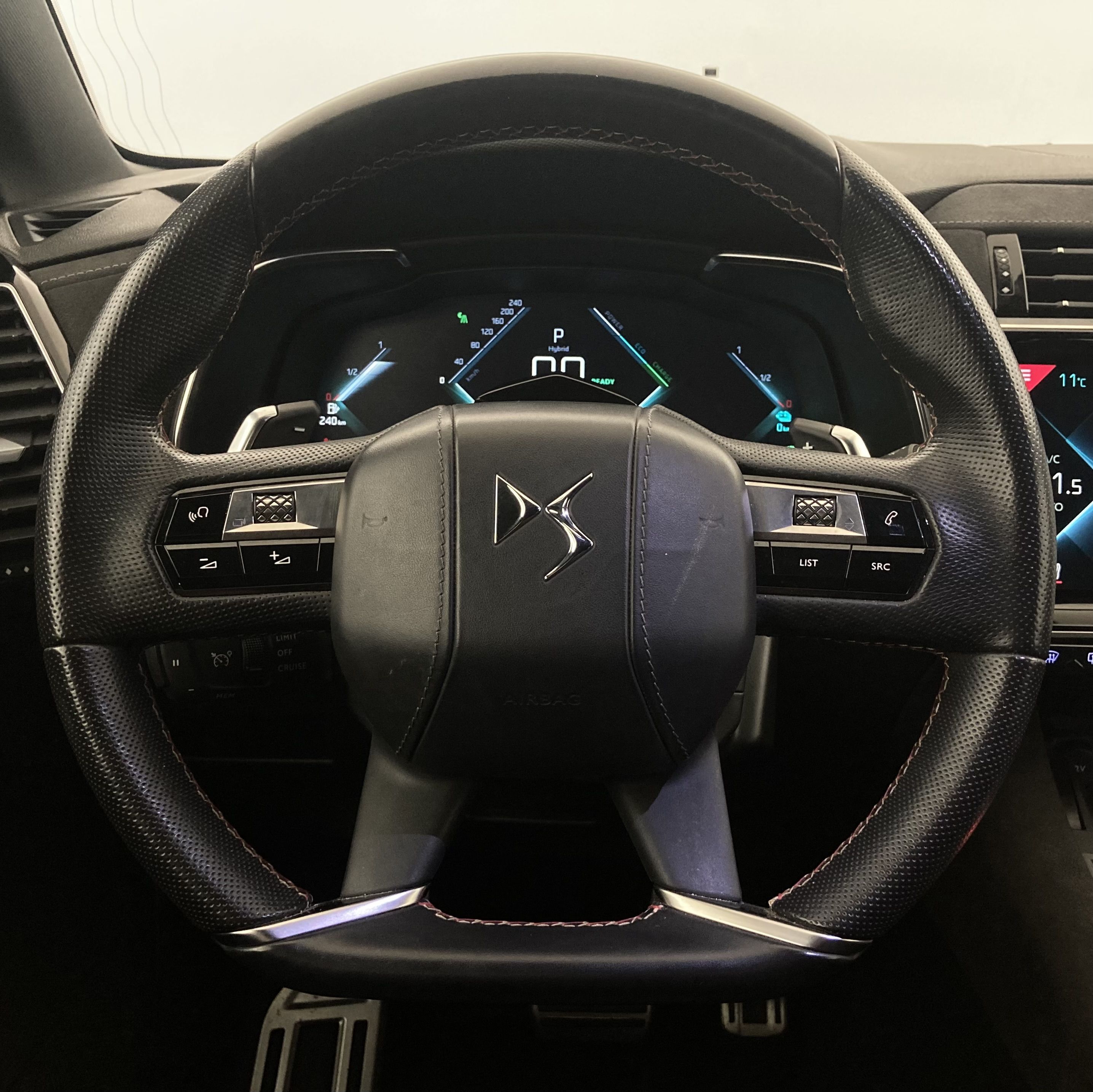 ds ds7 crossback performance line + E-TENSE 300 CA 2022 negro perla 23