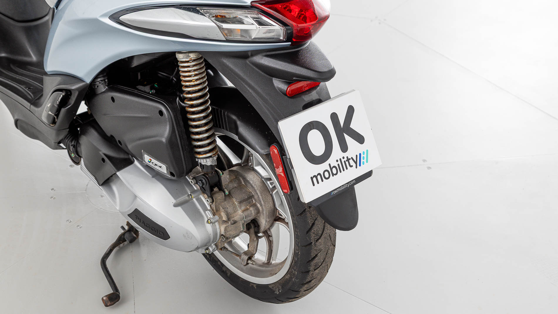 piaggio liberty nv 125CC 2023 grigio astrale 17