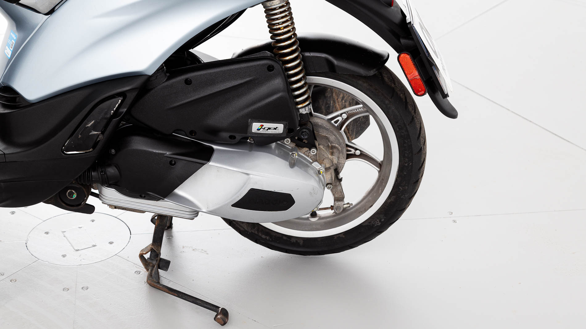 piaggio liberty nv 125CC 2023 grigio astrale 18