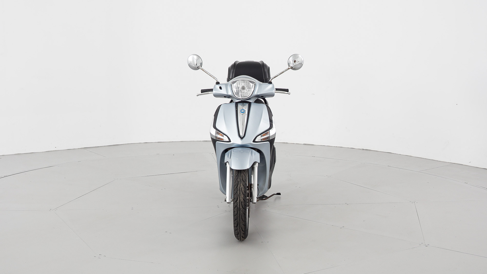 piaggio liberty nv 125CC 2023 grigio astrale 4