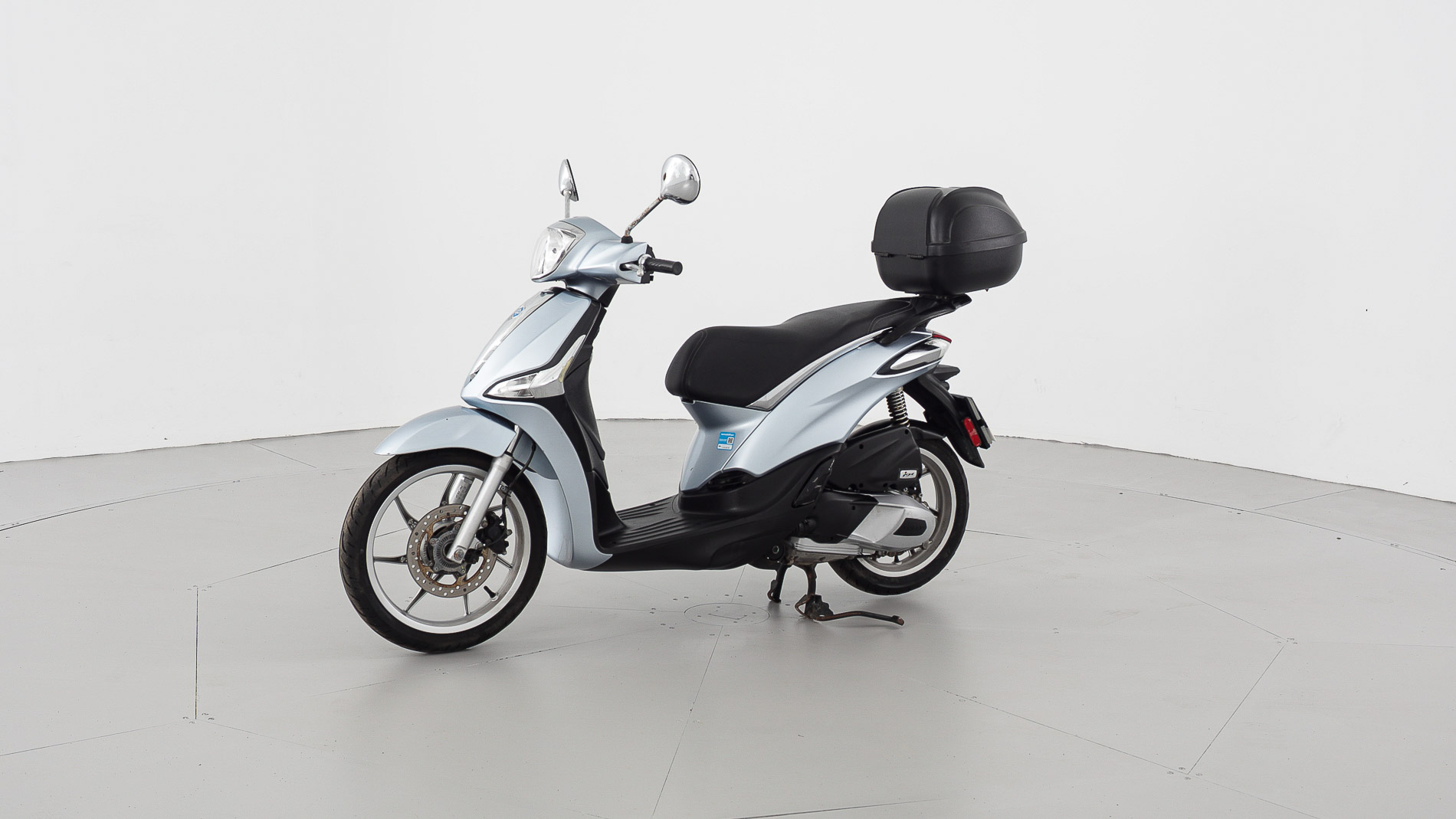 piaggio liberty nv 125CC 2023 grigio astrale 5