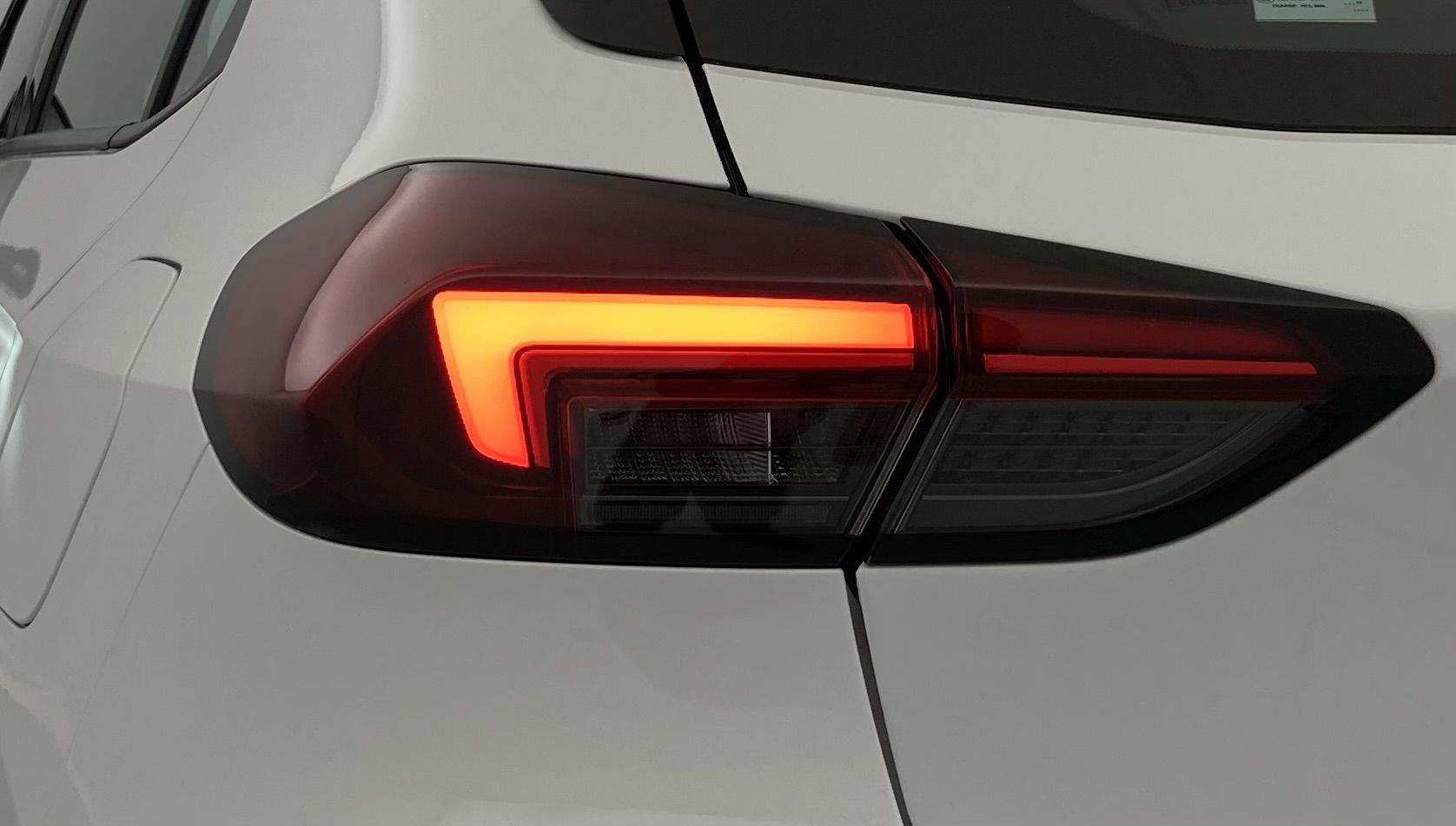 opel corsa gs 1.2T 100 2024 arktis white 16